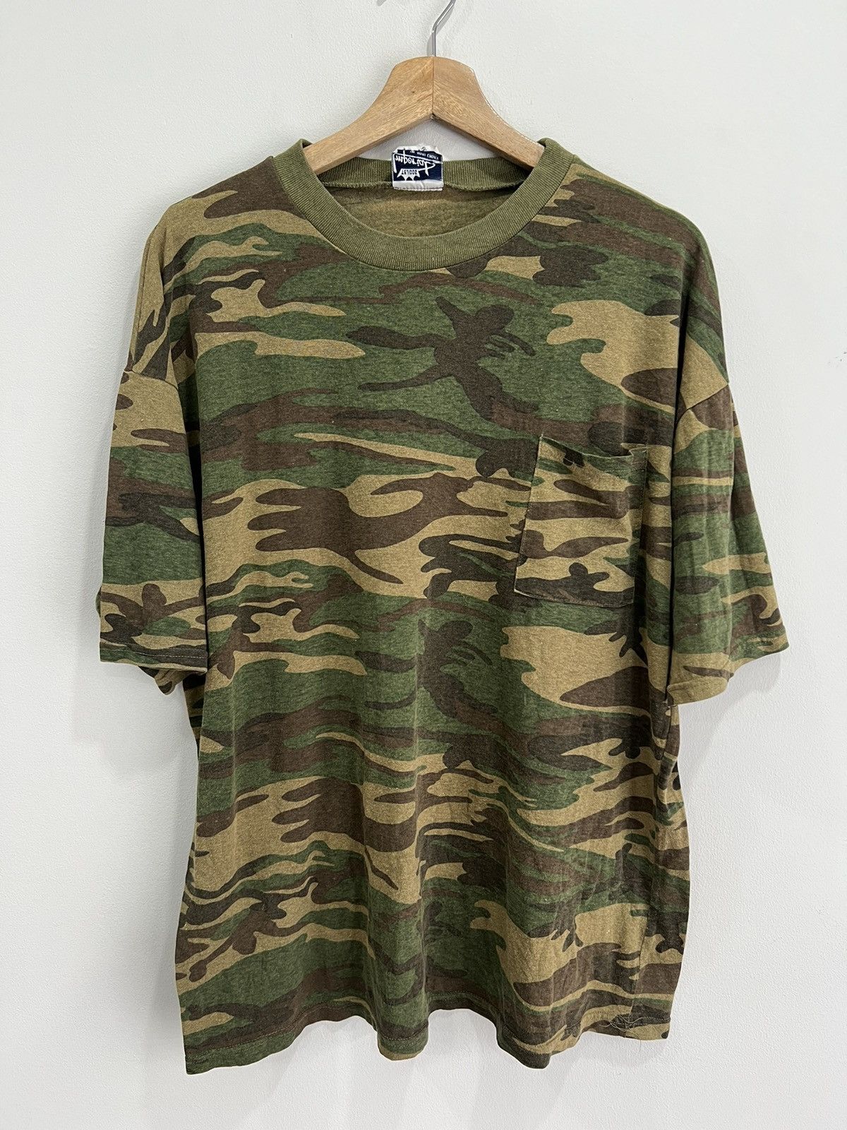 Vintage Vintage Camo Army Green Shirt tee Size US M / EU 48-50 / 2 - 1 Thumbnail