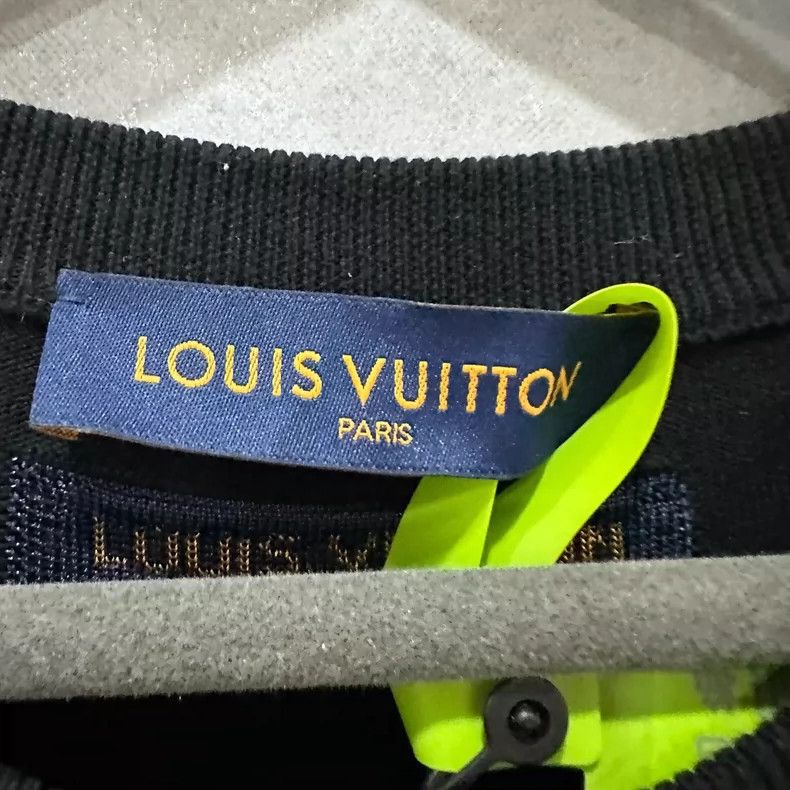 Louis Vuitton Louis Vuitton Phantom letter logo black knitted short sleev Size US S / EU 44-46 / 1 - 4 Thumbnail