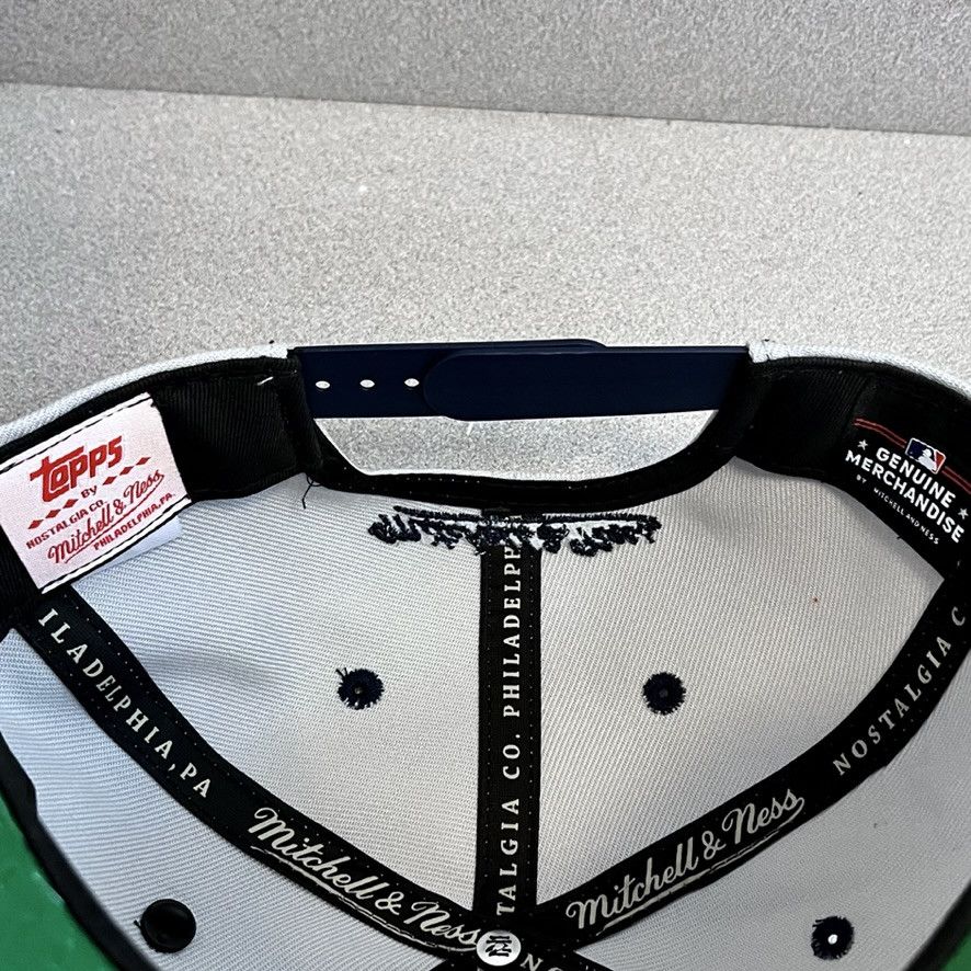 Mitchell & Ness New York NY Yankees Topps Mitchell Ness A Frame Snapback Hat Size ONE SIZE - 7 Thumbnail