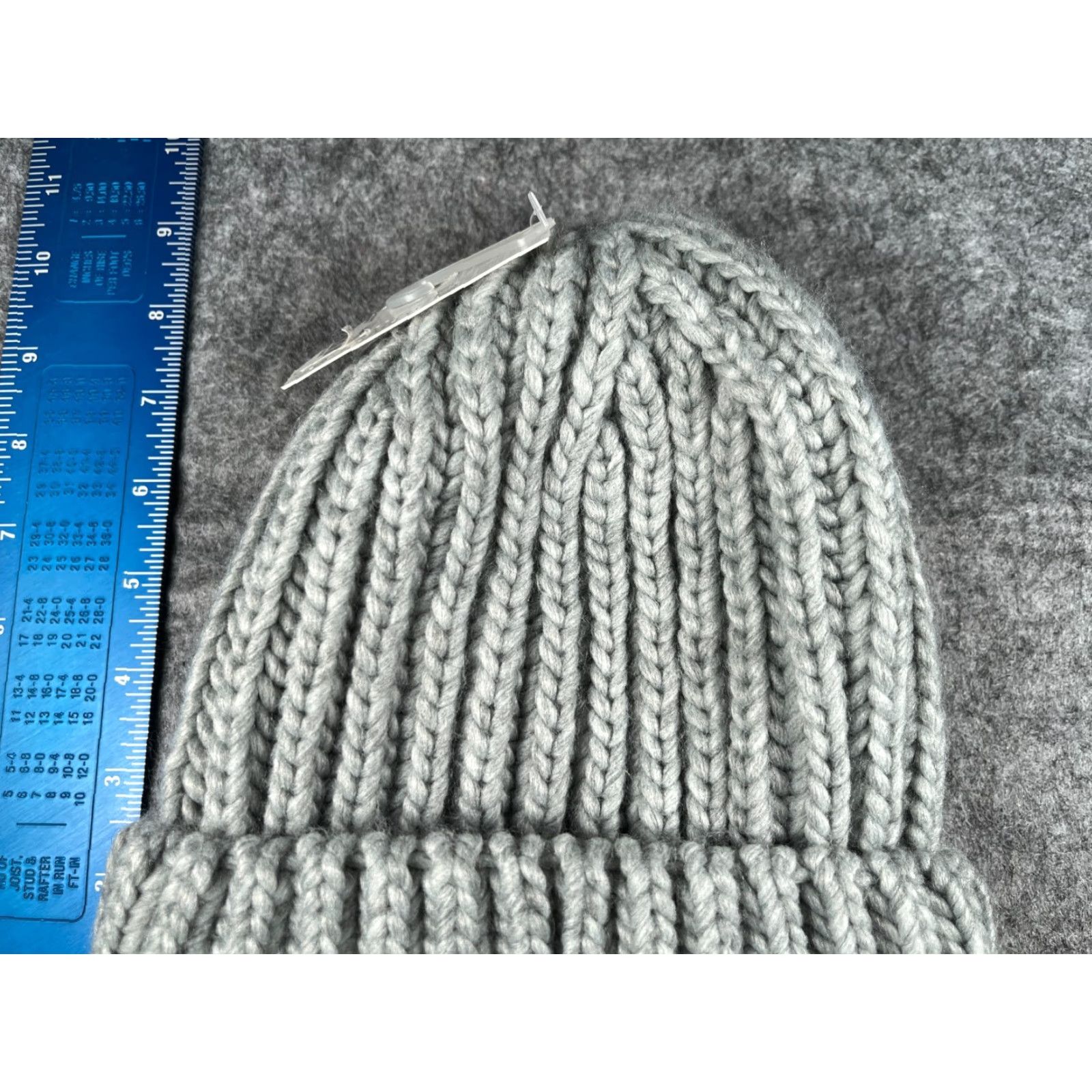 Forever 21 FOREVER 21 Beanie Toque Women One Size Gray Knit 100% Acrylic Snow Ski NEW Size ONE SIZE - 3 Thumbnail