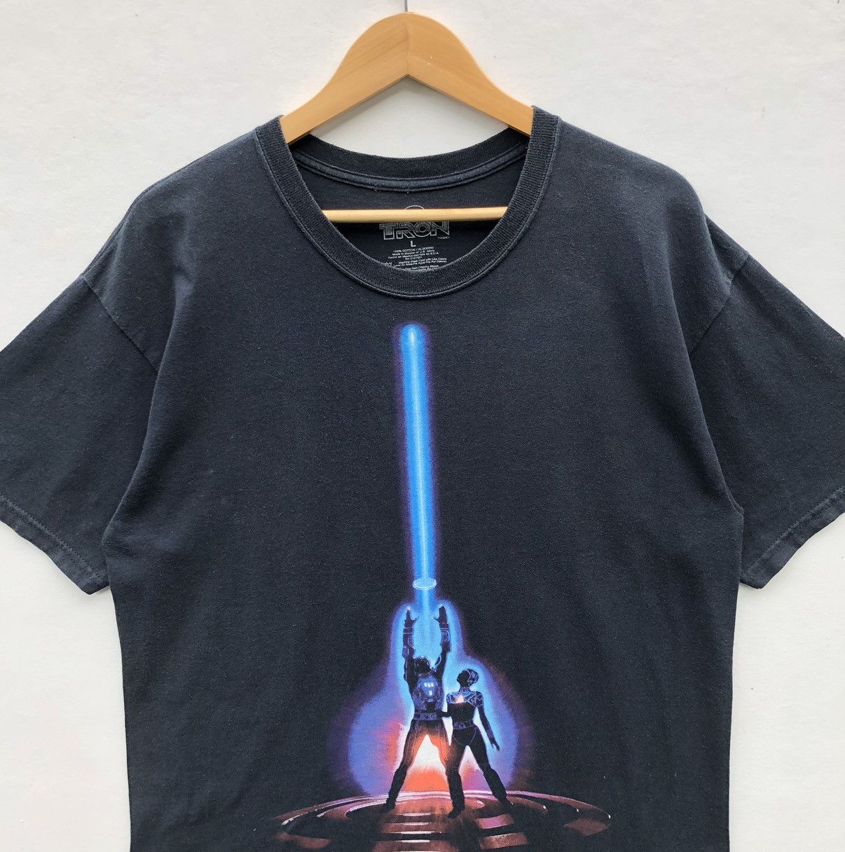 Disney Daft Punk Shirt Tron Legacy Disney Movie Men's Size L Shirt Size US L / EU 52-54 / 3 - 6 Thumbnail