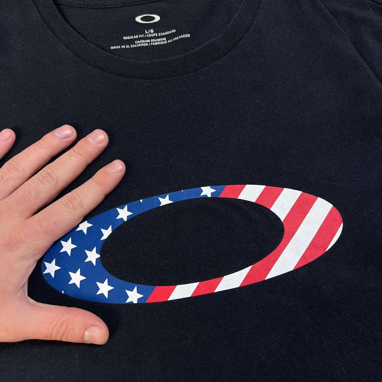 Oakley Oakley American Big Logo Vintage T-Shirt Surf Style Size US L / EU 52-54 / 3 - 3 Thumbnail