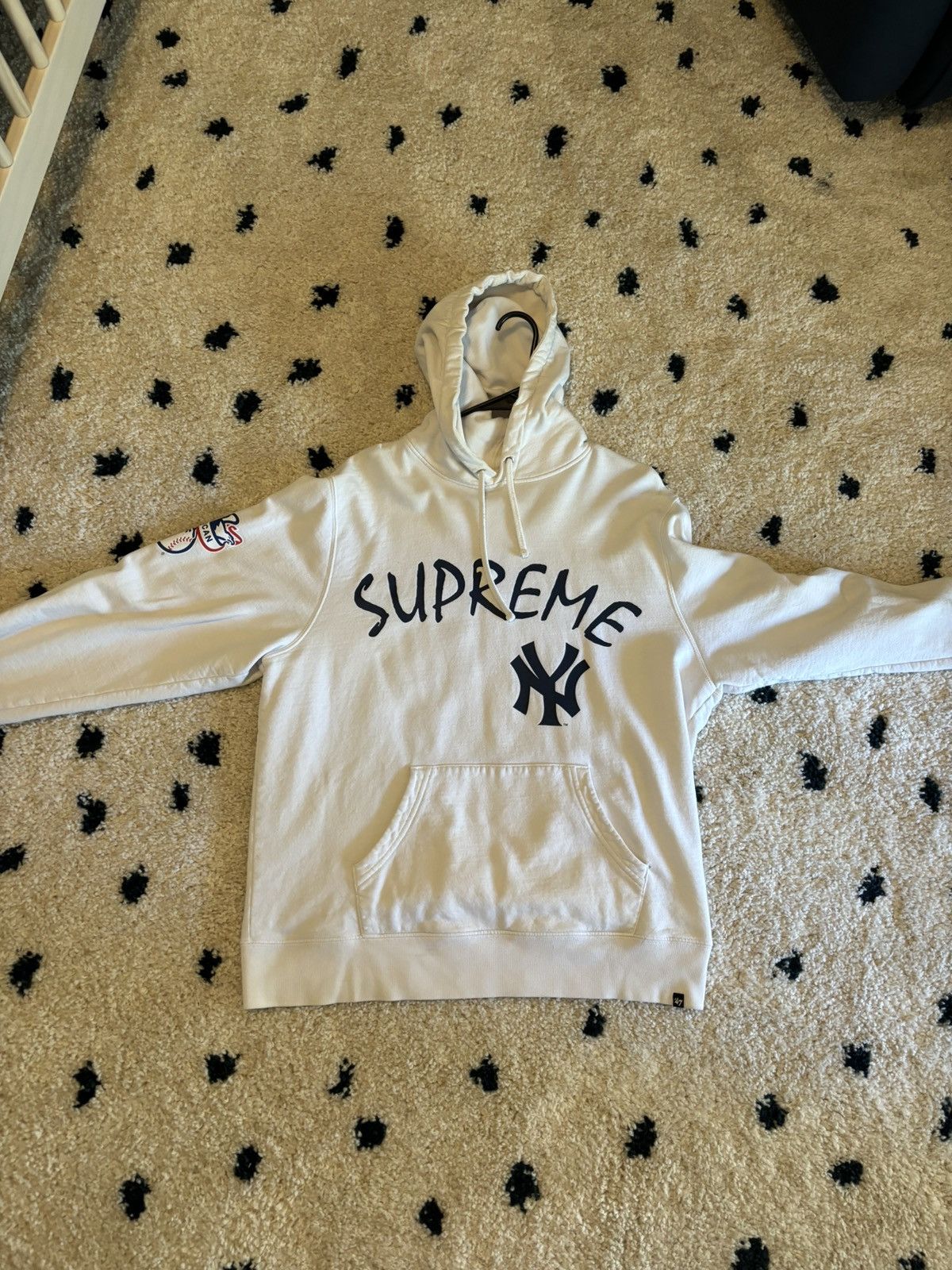 Supreme Supreme Yankees Hoodie Size US L / EU 52-54 / 3 - 1 Thumbnail