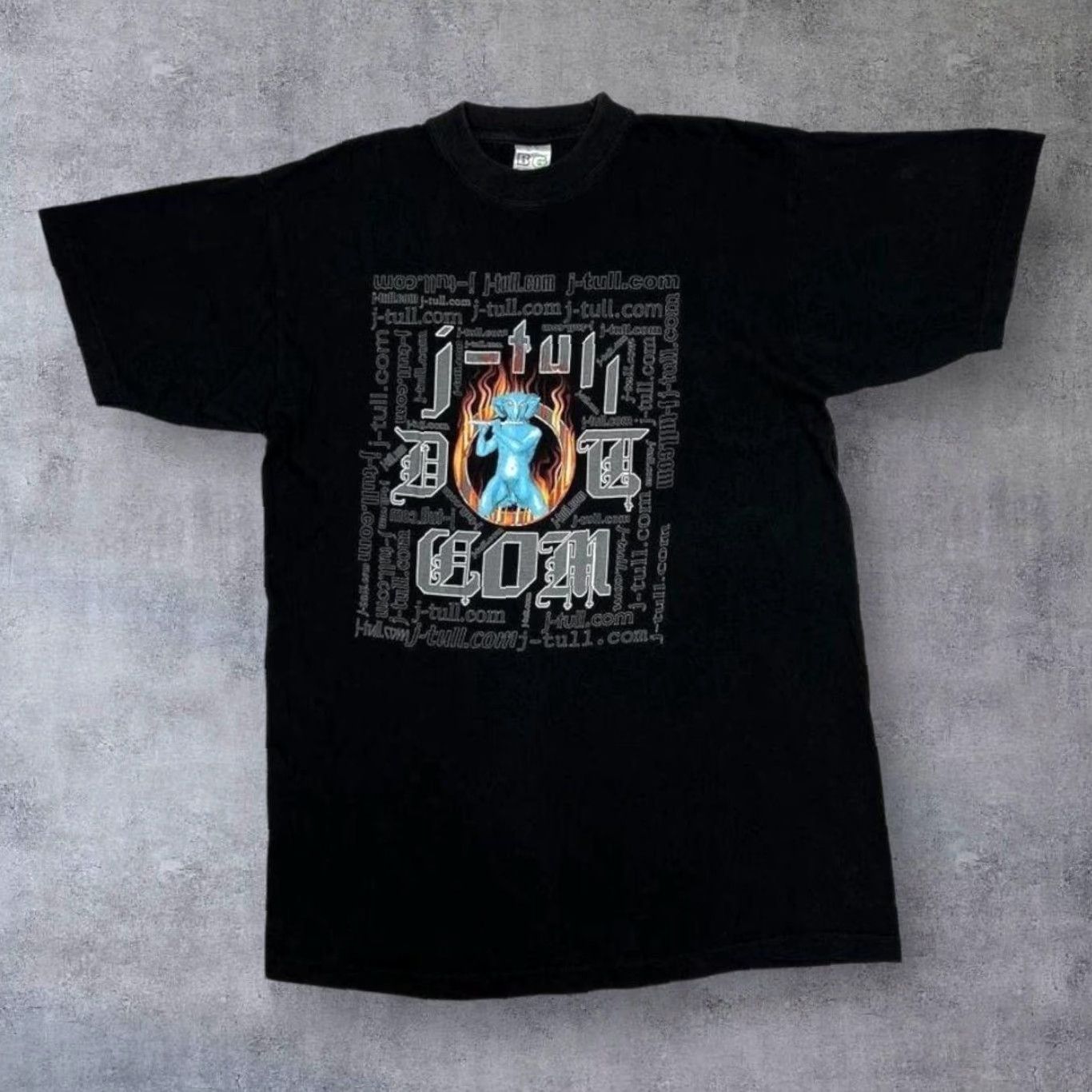 Vintage VINTAGE BG Jethro Tull “J-Tull Dot Com” Blues Hard Rock Band Tour T-Shirt Large Shirt Mens Black Graphic Print Front Back 1999 90s Size US L / EU 52-54 / 3 - 2 Thumbnail