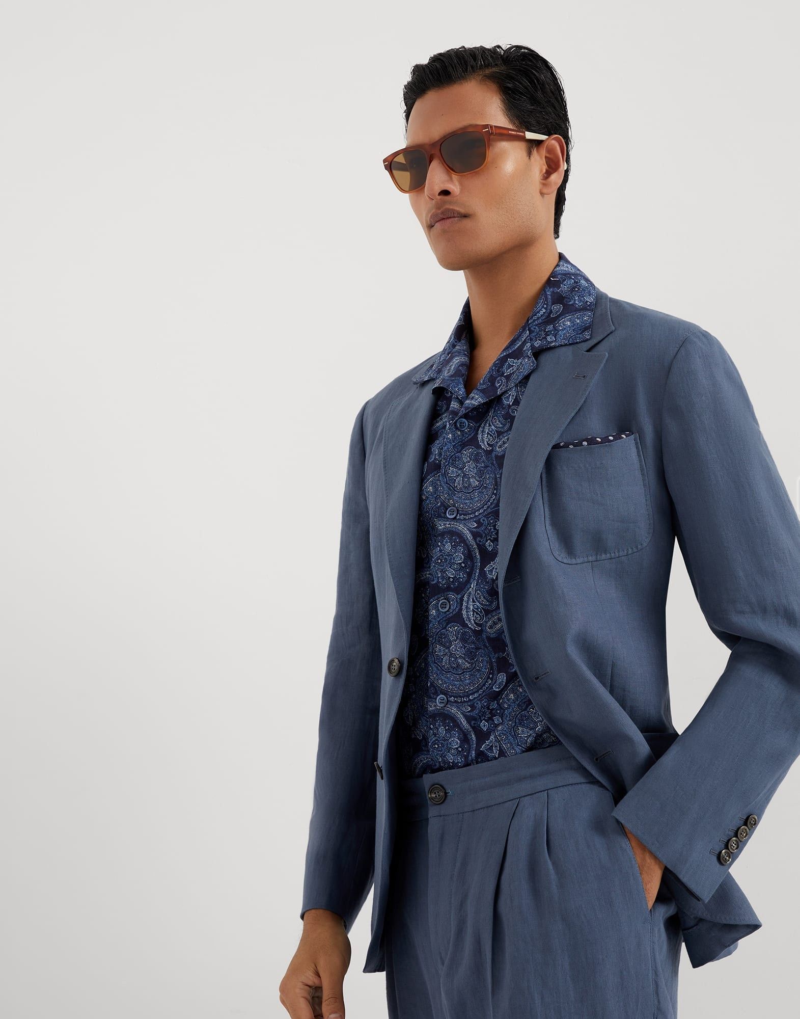Brunello Cucinelli o1w1db10925 Woven Silk Jacket in Dark Blue Size US L / EU 52-54 / 3 - 4 Thumbnail