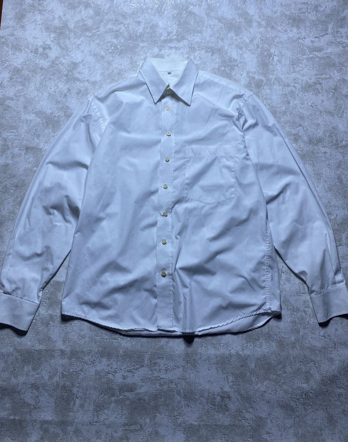 Burberry Vintage Burberrys London White Long Sleeve Button-Down Shirt Size US M / EU 48-50 / 2 - 1 Thumbnail