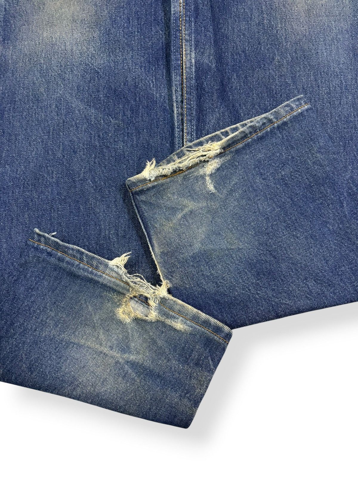 Levi's Vintage 90s Levis 501XX Button Fly Mud Wash Loose Fit Jeans Size US 37 - 9 Thumbnail