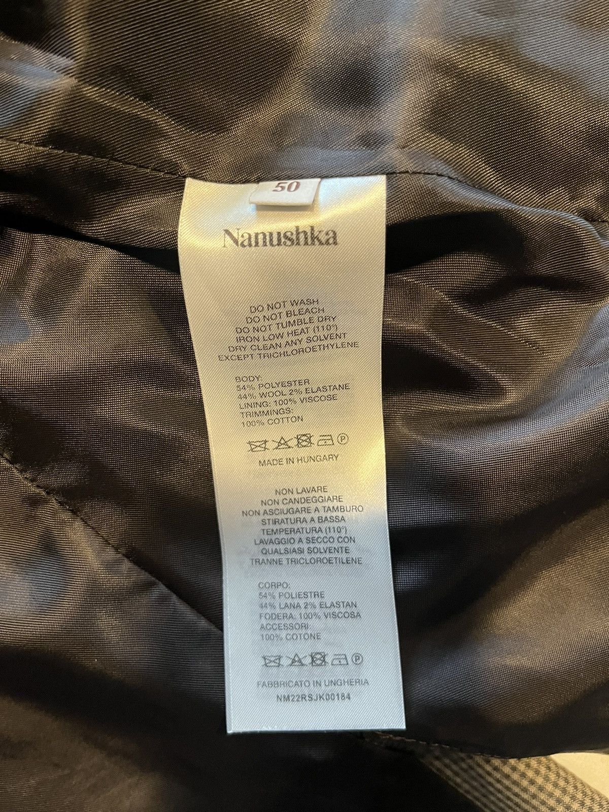 Nanushka Nanushka double breasted suit. Size 50R - 12 Thumbnail