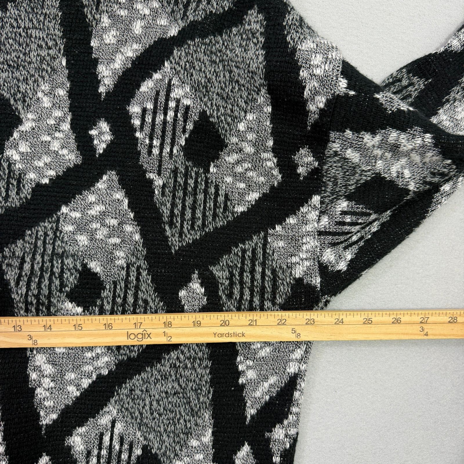 Vintage Vintage Sweater Graphix Cardigan Mens Large Geometric 90s Size US L / EU 52-54 / 3 - 7 Thumbnail