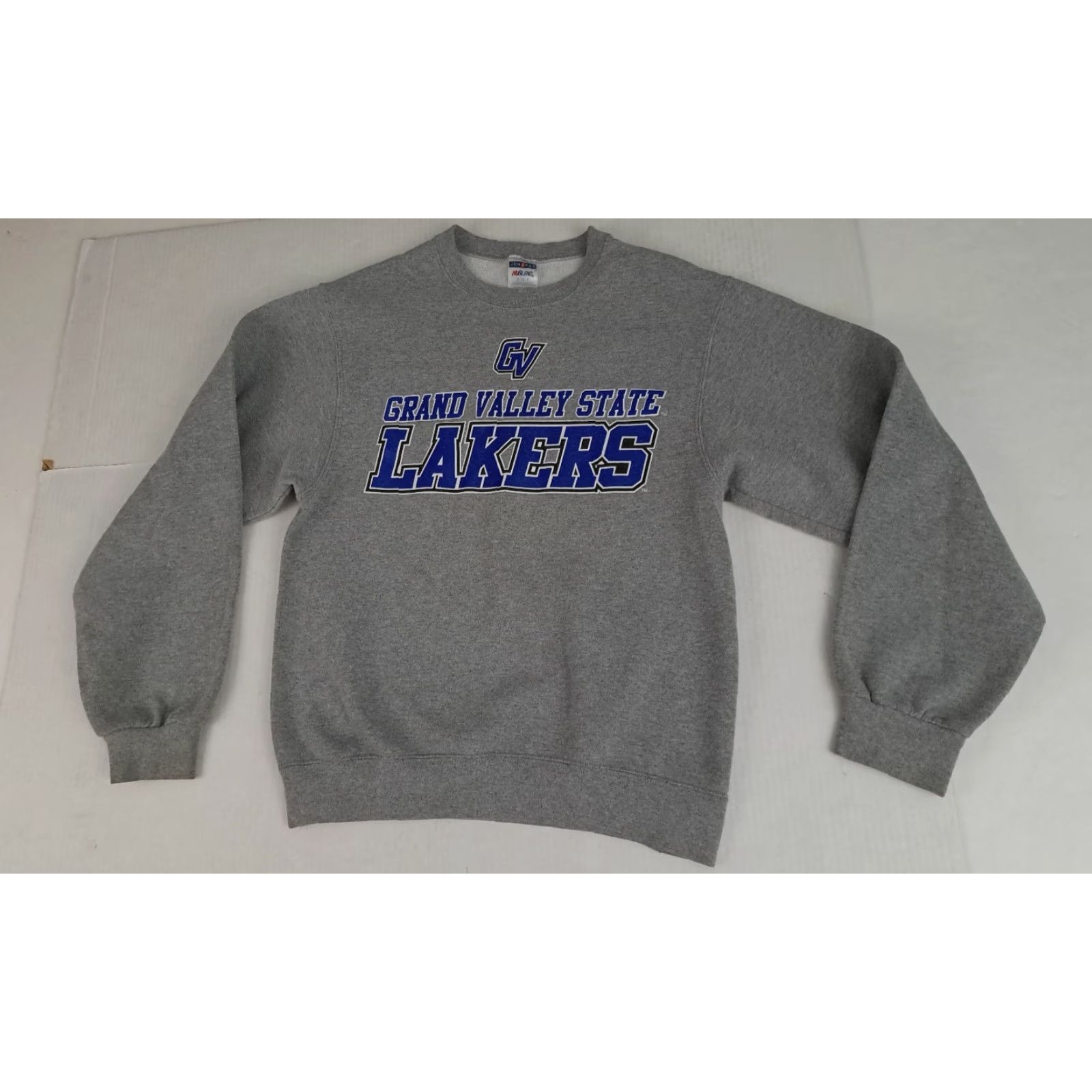 Jerzees VINTAGE Grand Valley State Lakers Sweatshirt Woman Small Gray JERZEES Crew Neck Pullover Long Sleeve University Size S / US 4 / IT 40 - 3 Thumbnail