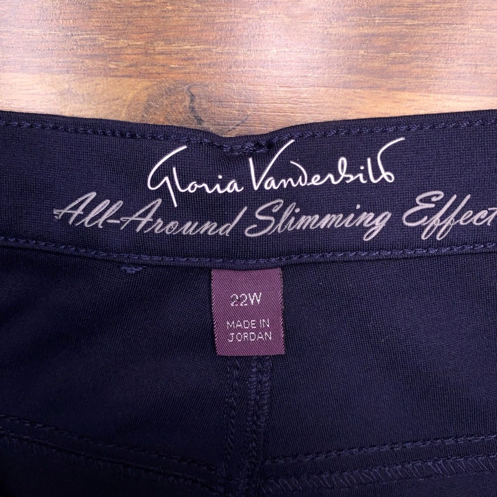 Gloria Vanderbilt Gloria Vanderbilt Amanda Jeans Heritage Fit Tapered Leg 22W Navy Blue Denim 5-Pocket Womens Plus Jeans Regular Vintage? Size 40" / US 18 - 4 Thumbnail