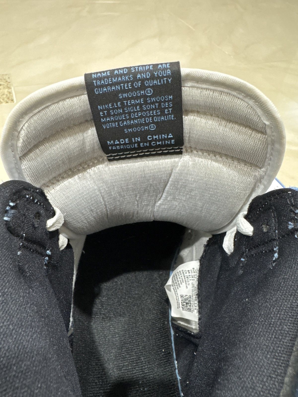 Jordan Brand Air Jordan 1 UNC Size US 10.5 / EU 43-44 - 10 Thumbnail