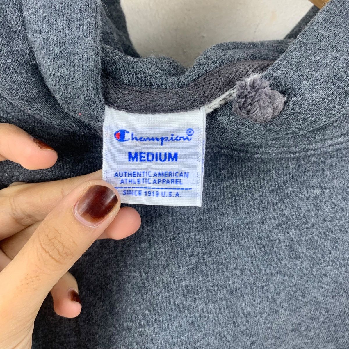 Champion Vintage 90’ CHAMPION PRODUCTS Small Logo Hoodie Sweatshirt Size M / US 6-8 / IT 42-44 - 8 Thumbnail