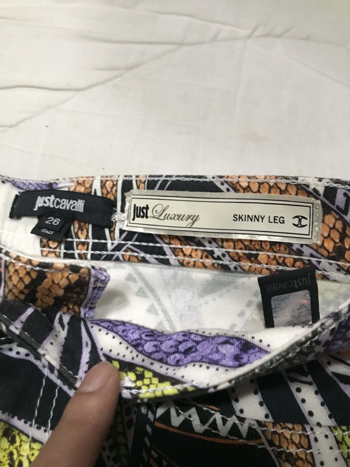 Just Cavalli JUST CAVALLI BY ROBERTO CAVALLI PATTERNED SKINNY Size 26" / US 2 / IT 38 - 4 Thumbnail