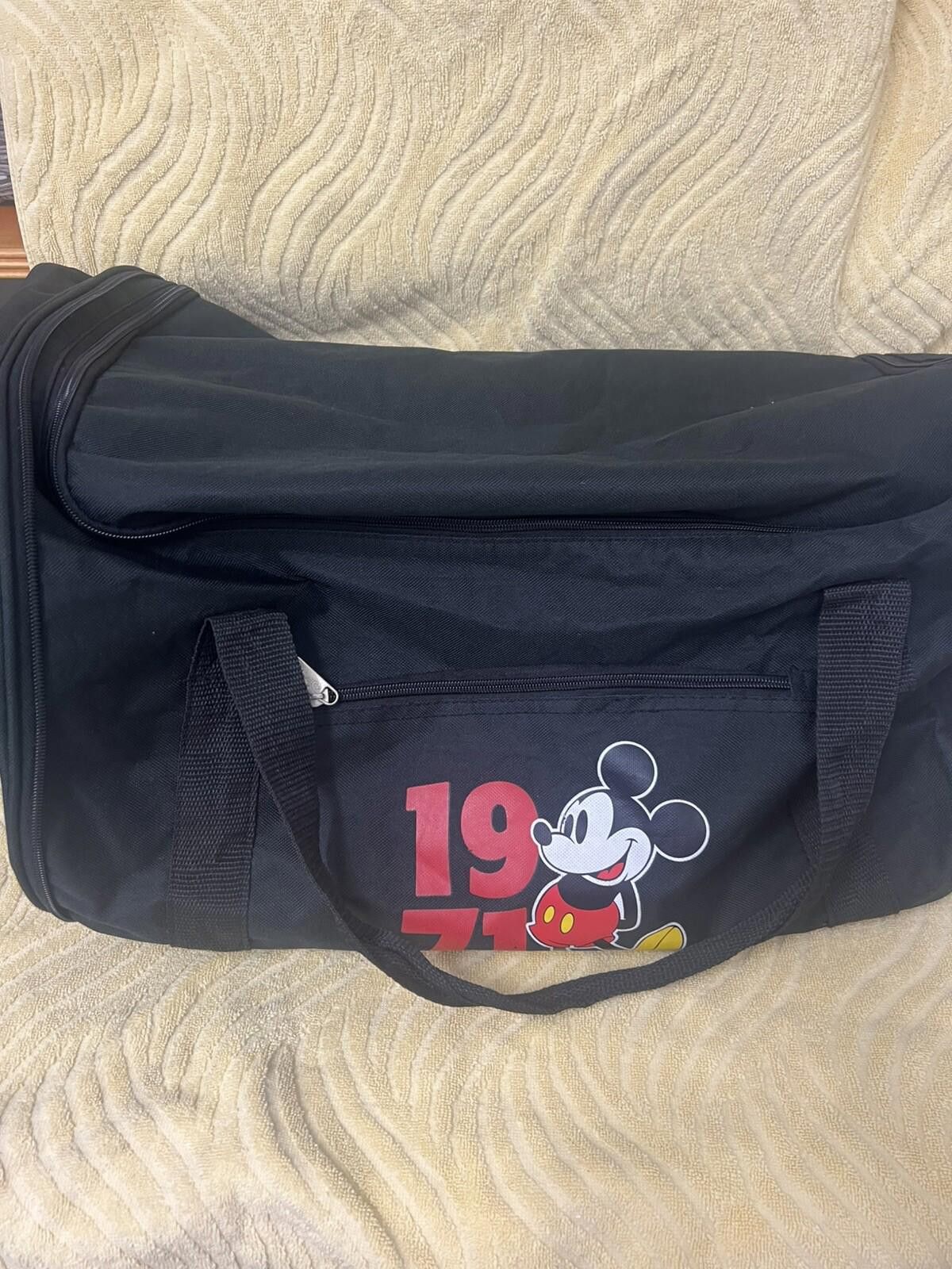 Disney 1971 Foldable Travel Duffle Bag Mickey Mouse Disney Size ONE SIZE - 1 Thumbnail