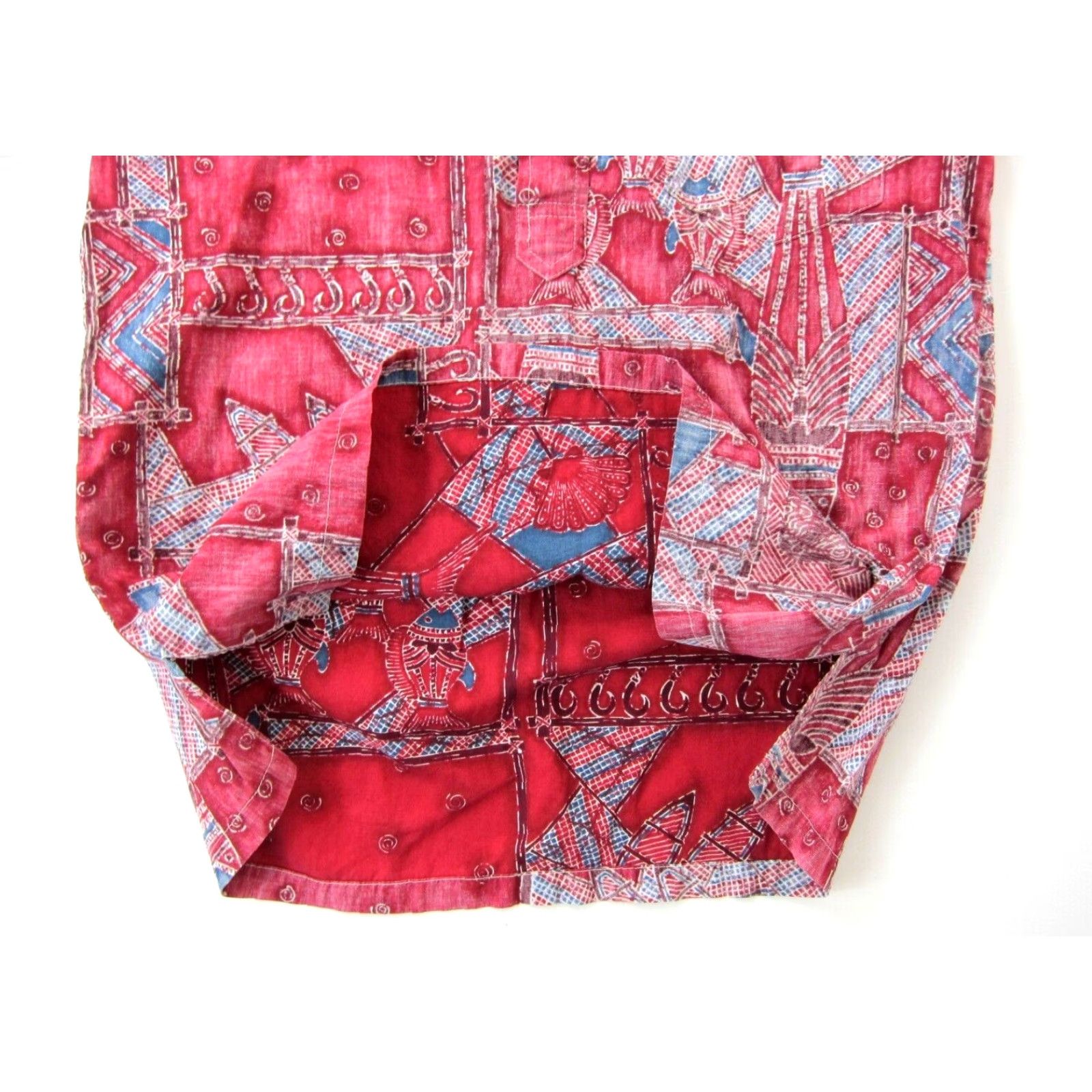 Vintage VINTAGE His Royal Highness HRH Red Blue Cotton Fish Hawaiian Shirt Men Small Size US S / EU 44-46 / 1 - 5 Thumbnail