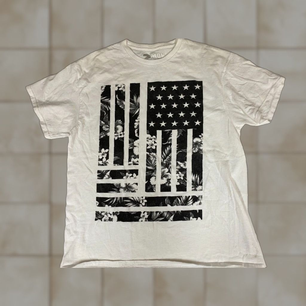 Vintage 2 Monkeys Shirt Mens Medium White floral american flag flowerss T-Shirt Crew Neck Short Sleeve Cotton Logo Halloween Sports Vintage No Size US M / EU 48-50 / 2 - 1 Thumbnail
