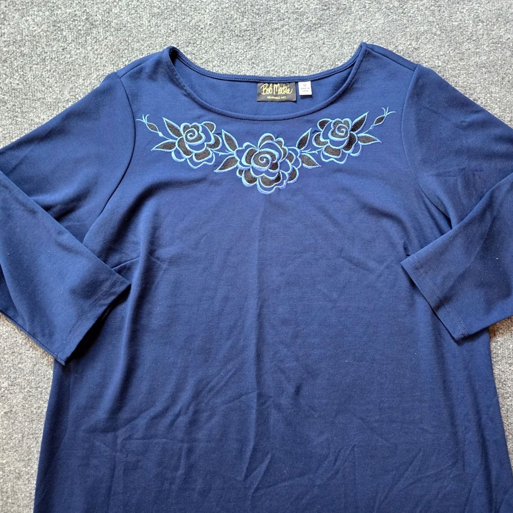 Bob Mackie Bob Mackie Dress Womens 1X Blue Floral Embroidery 3/4 Sleeve Stretch Casual Shift Knee Length Knit's Polyester Spandex Pullover Machine Washable Women Size XL / US 12-14 / IT 48-50 - 2 Thumbnail