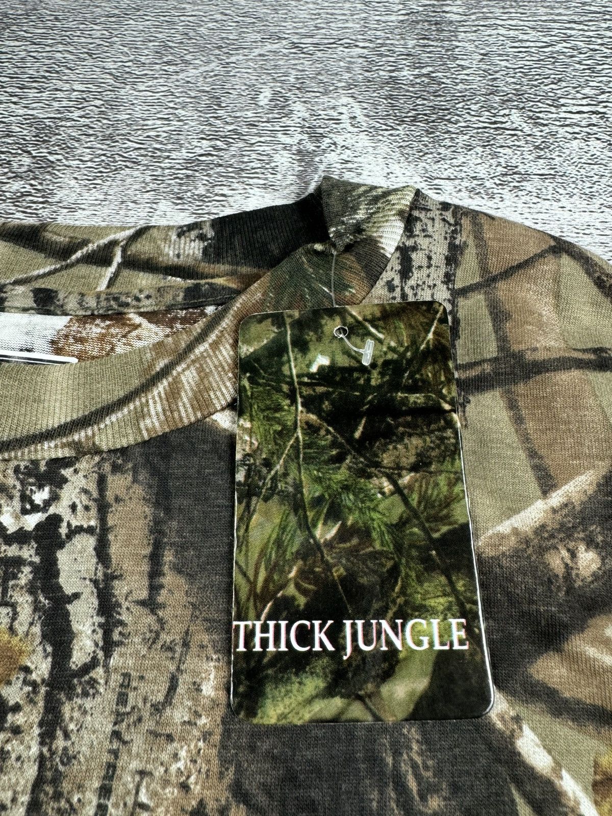 Realtree Vintage NEW Camo Realtree Thick Jungle Army Y2K T Shirt Tee Size US XXL / EU 58 / 5 - 10 Thumbnail