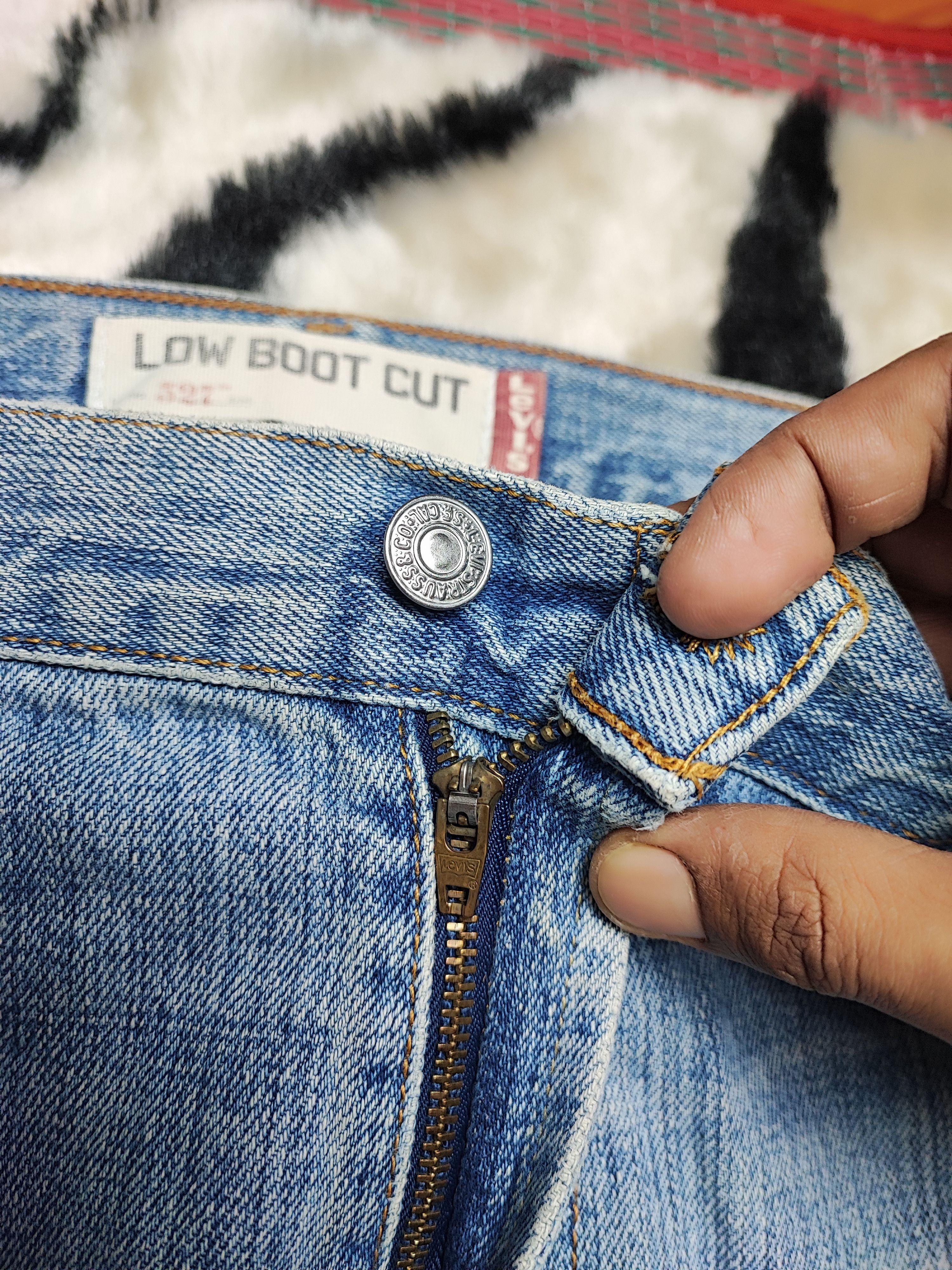 Levi's Levi's 527 Flared Low Bootcut Jeans Size US 35 - 8 Thumbnail