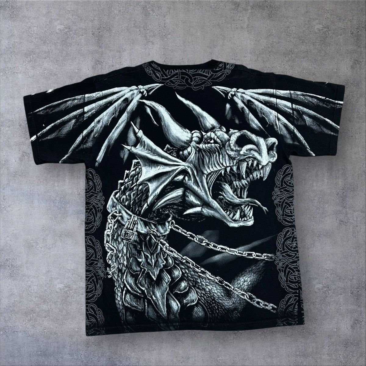 Fruit Of The Loom × Vintage Vintage Graphic Dragon Fantasy Gothic Print Barbarian Battle Size US L / EU 52-54 / 3 - 2 Thumbnail