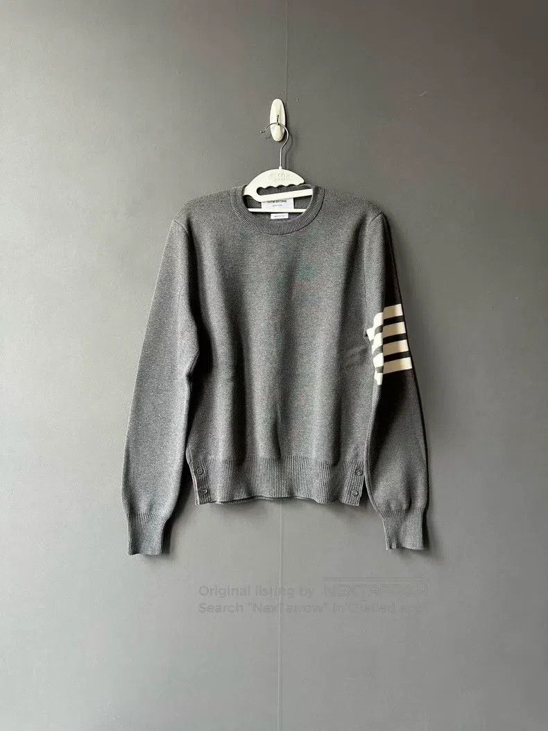 Thom Browne Thom Browne Gray Sleeve Logo Sweater Size US XS / EU 42 / 0 - 1 Thumbnail