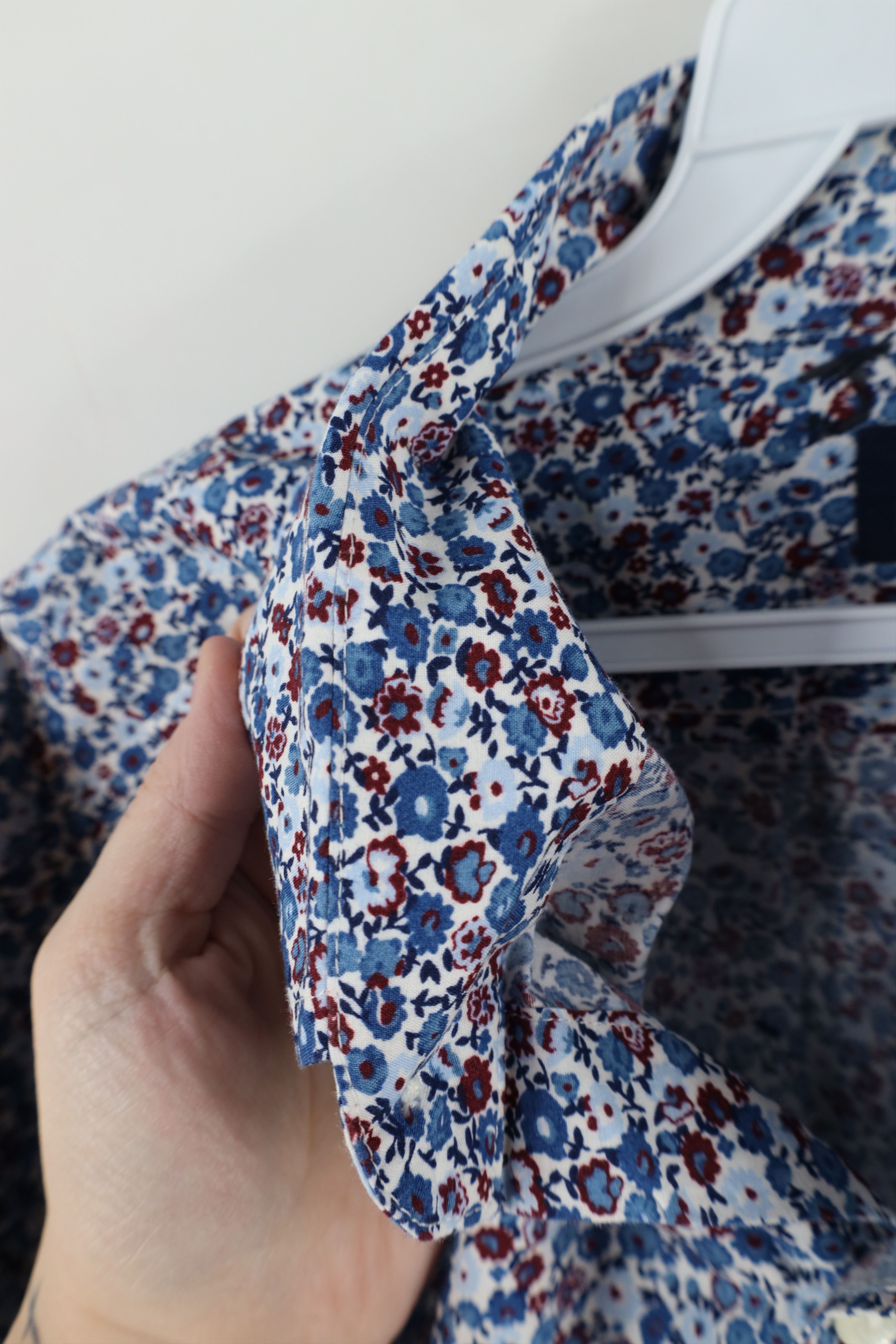 Lands' End × Vintage Vintage Y2K Lands End Over Print Collared Button Down Shirt Size US L / EU 52-54 / 3 - 7 Thumbnail