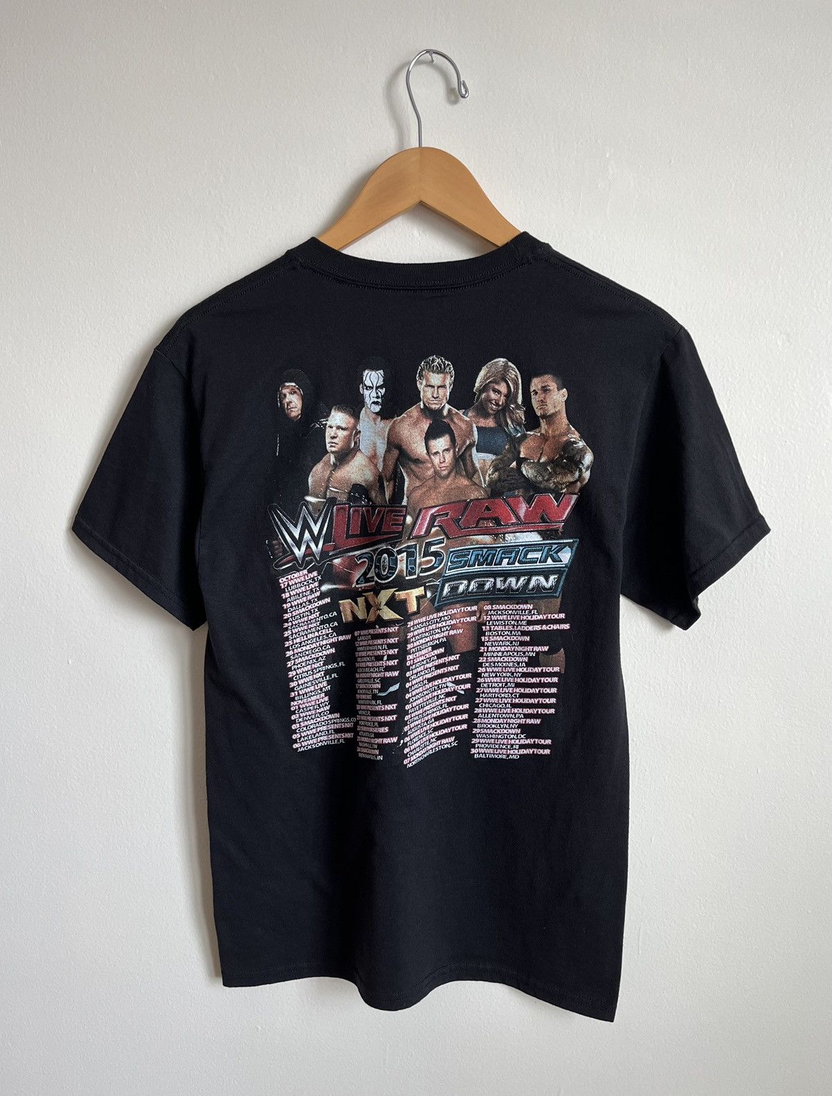 Vintage Vintage 2015 WWE Smack Down Double Sided Hanes T-Shirt Size US S / EU 44-46 / 1 - 5 Thumbnail