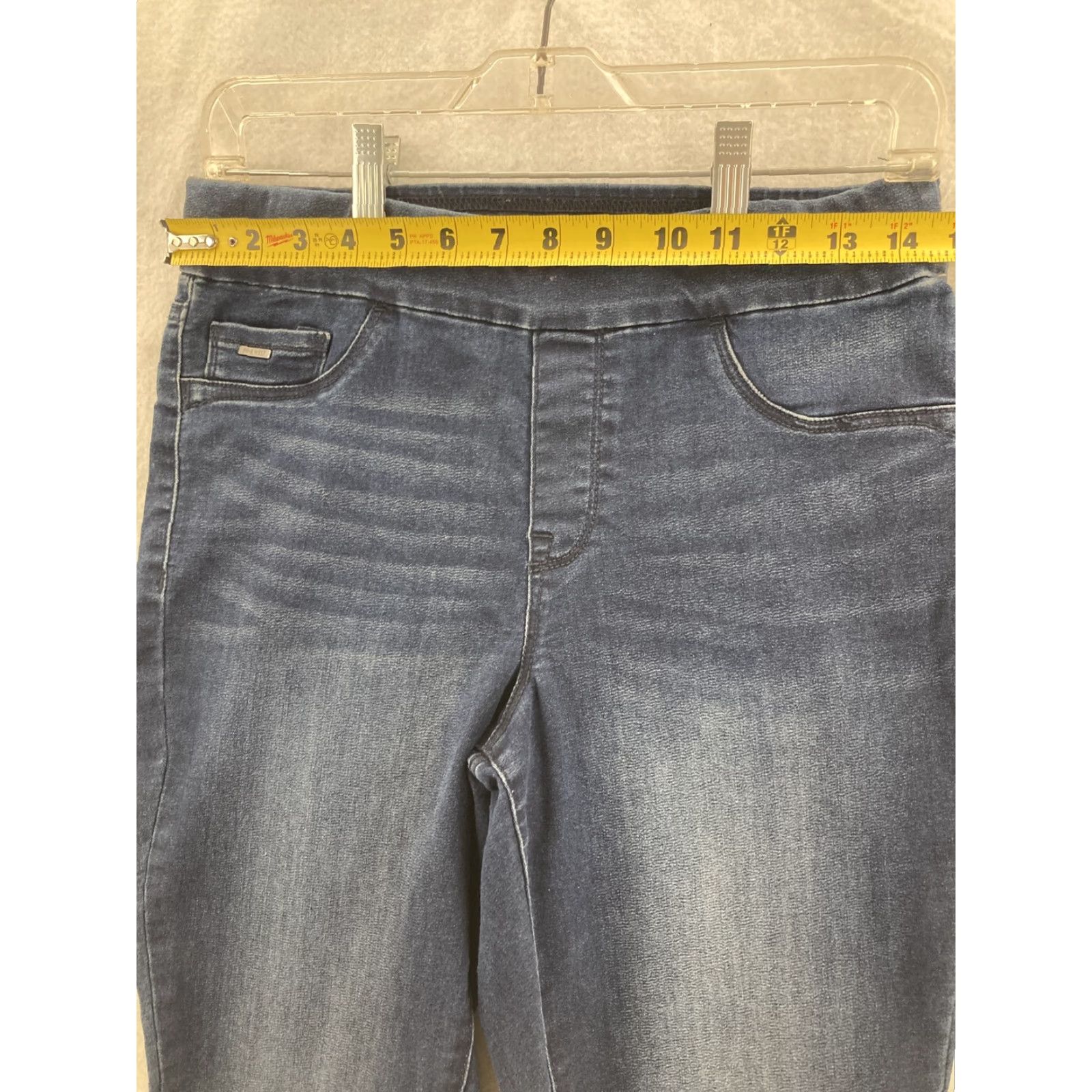 Nine West Nine West Jeans Womens 6 Pull On Skinny Denim Jeans Blue 30 Inseam 31 Inseam Dark Wash Regular Size 6 Rise Mid Bohemian Style Skinny Womens Jeans Size 30" / US 8 / IT 44 - 3 Thumbnail