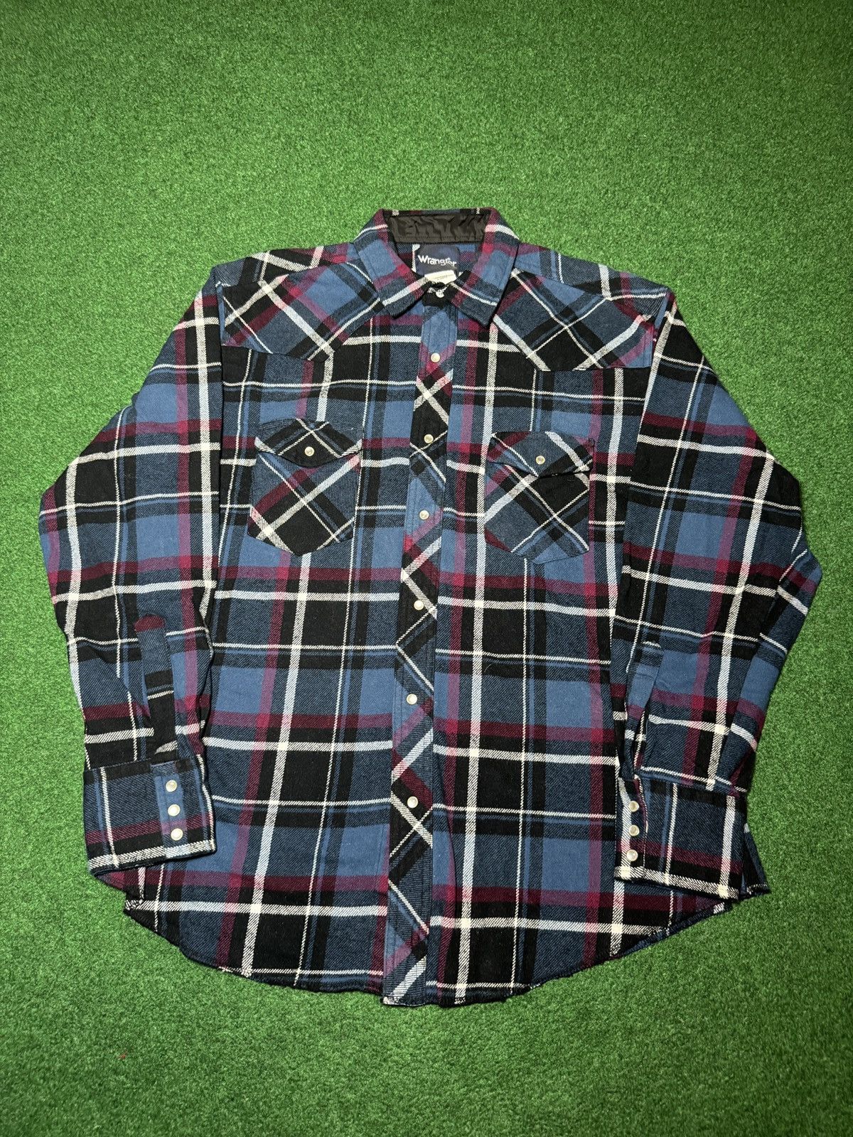 Wrangler Vintage Wrangler Button Up XL Blue Plaid Flannel Shirt Size US XL / EU 56 / 4 - 1 Thumbnail