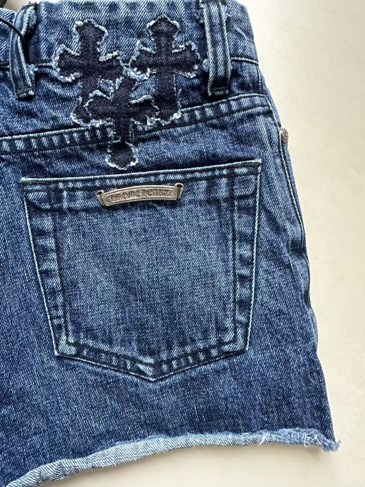Chrome Hearts Chrome Hearts Cross Patch Denim Shorts Size 24" / US 00 / IT 34 - 3 Thumbnail