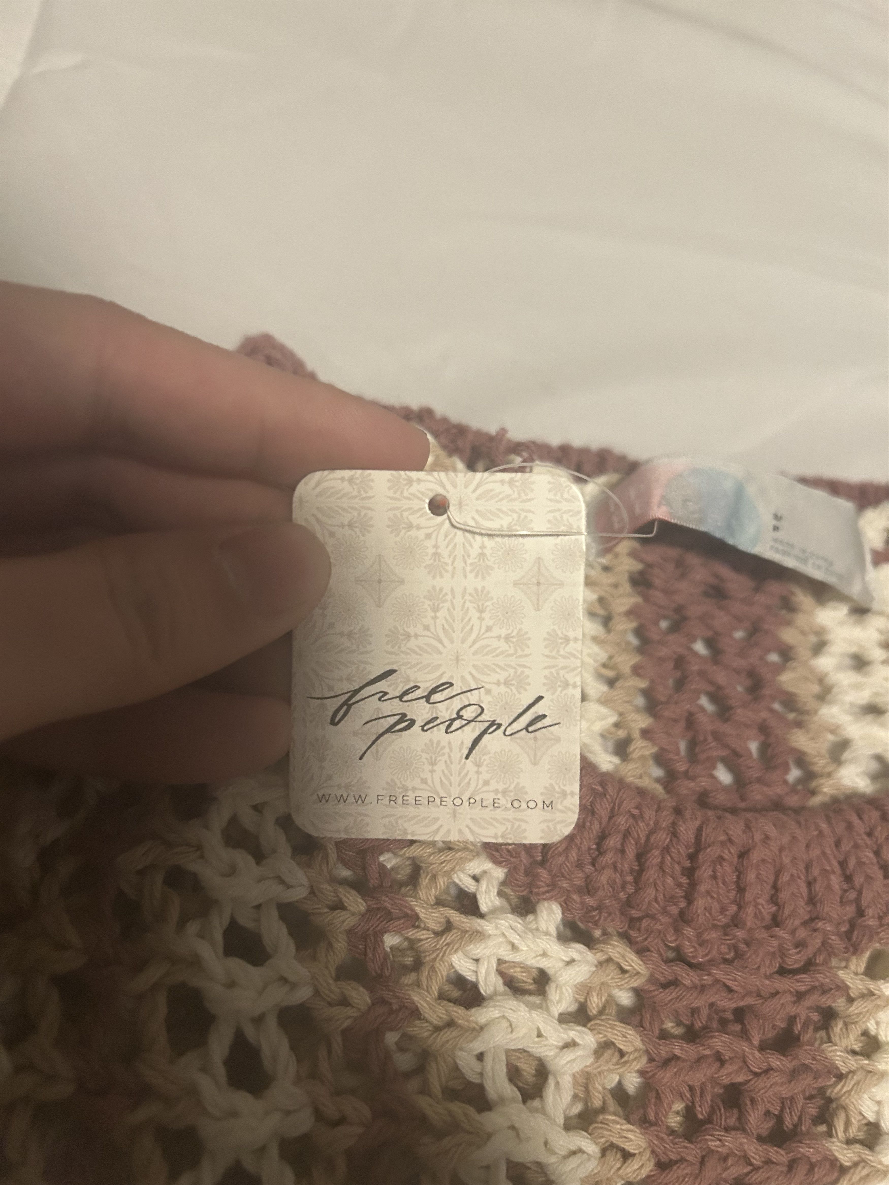 Free People Dayton Sweater Pullover Crochet Knit Beach Purple Cream Size S / US 4 / IT 40 - 3 Thumbnail