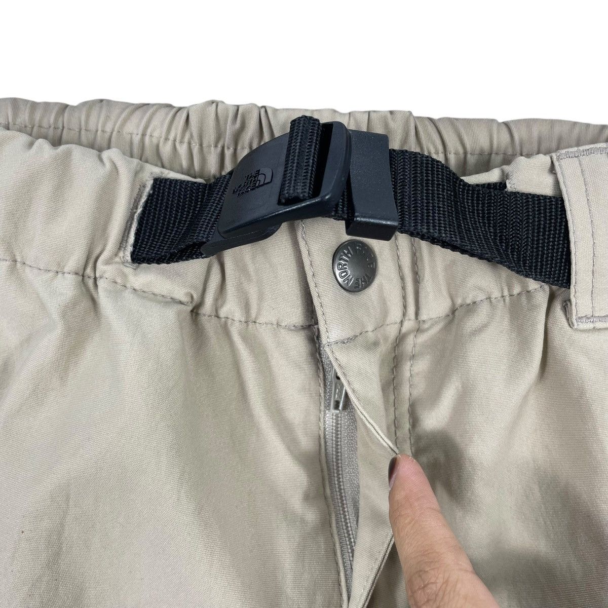 The North Face Vintage The North Face Cargo Pants Size US 34 / EU 50 - 4 Thumbnail