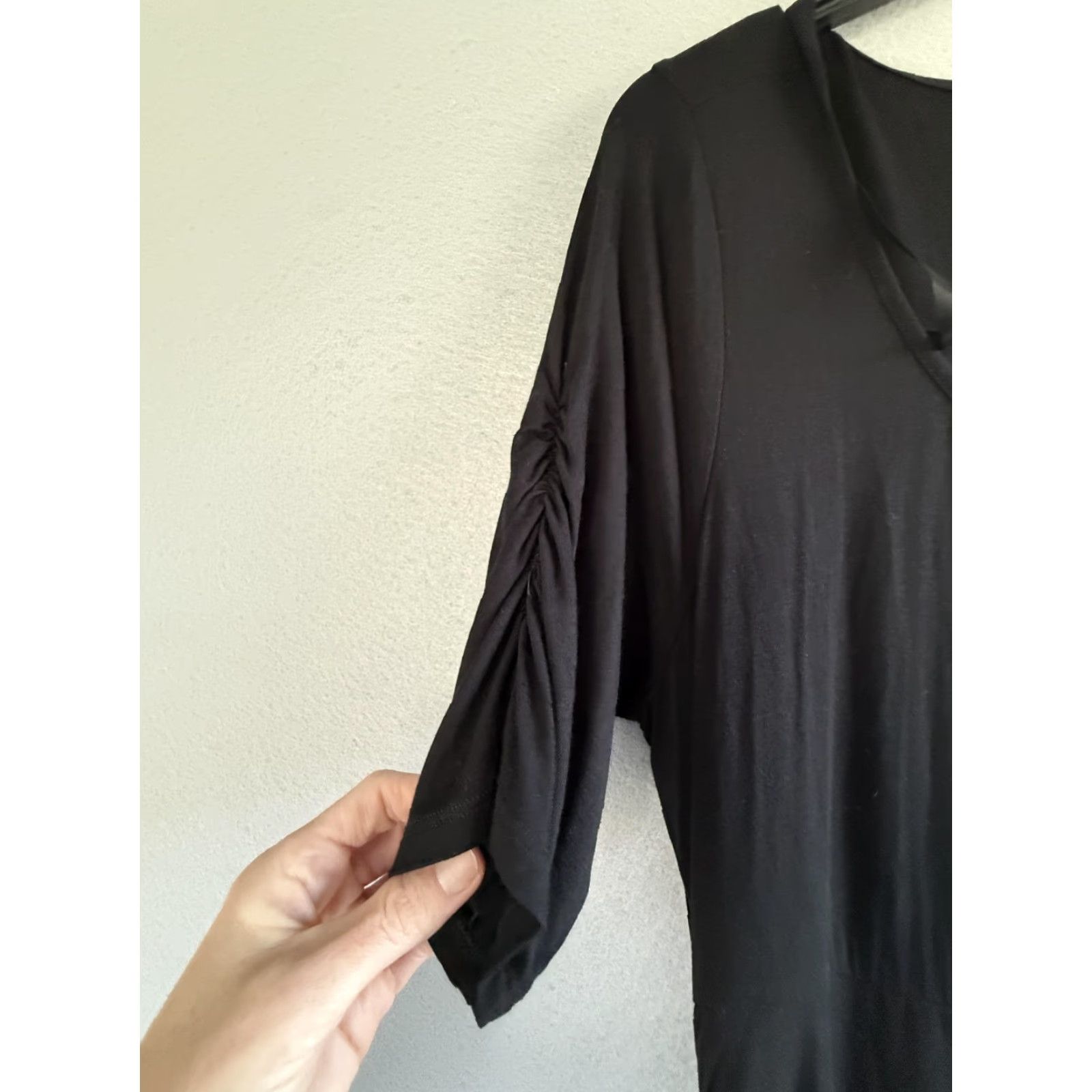 Torrid Torrid Dress Womens 1X Black Super Soft Knit Ruched Bodycon T Shirt Midi Dress Size XL / US 12-14 / IT 48-50 - 4 Thumbnail