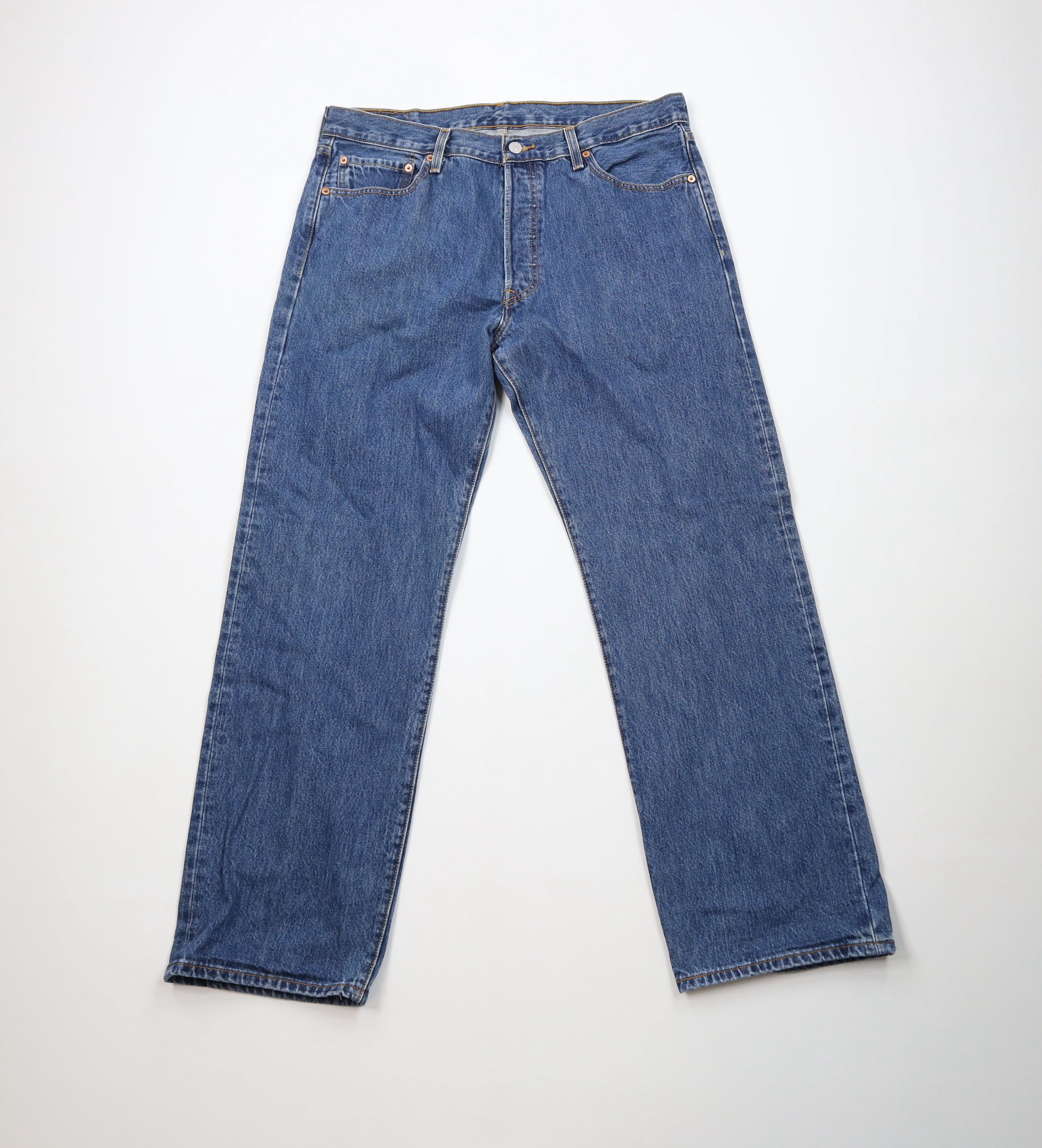 Levi's Vintage Y2K 2006 Levis 501xx Fly Original Fit Denim Jeans Size US 36 / EU 52 - 1 Thumbnail