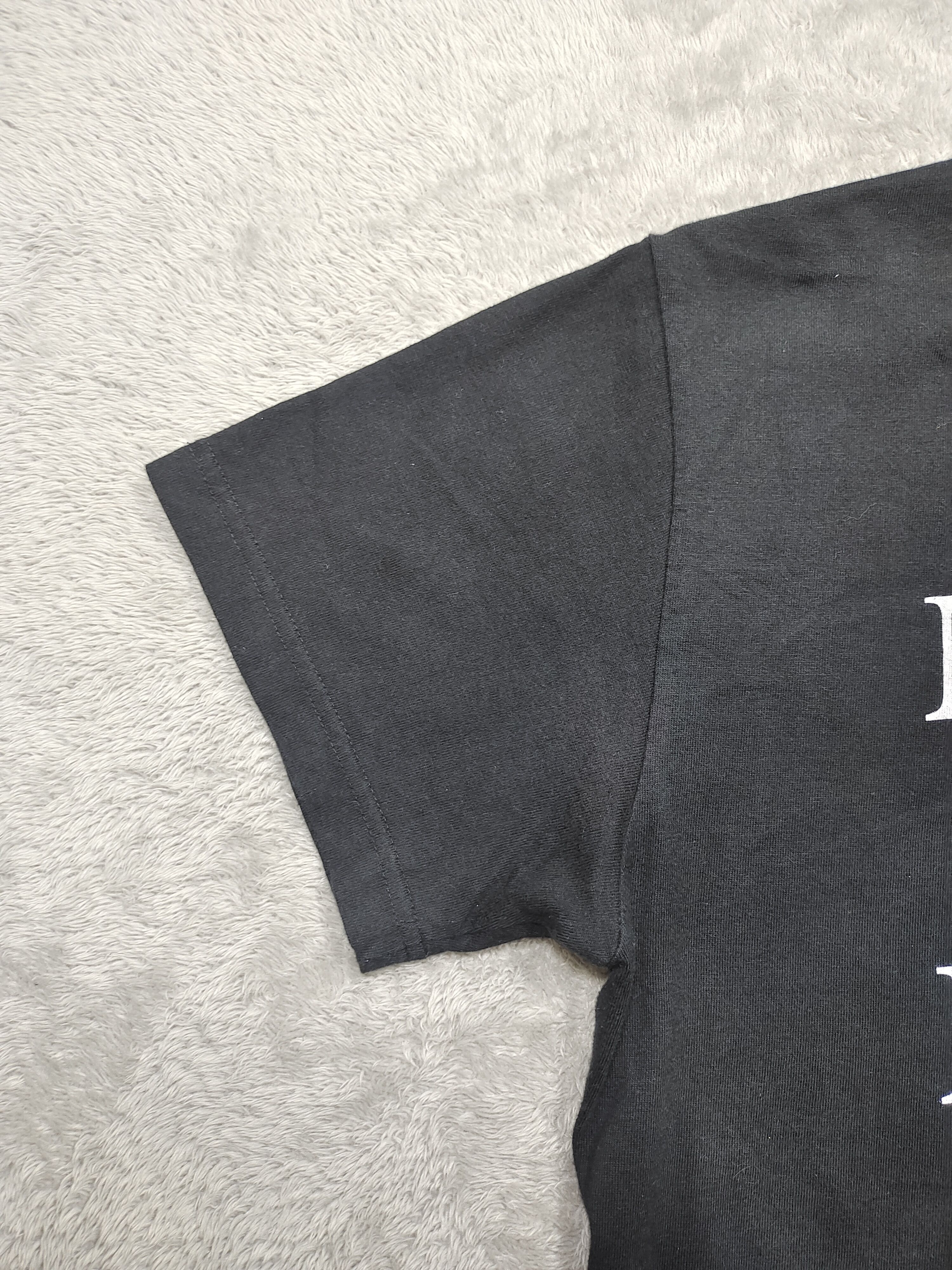 FPAR FPAR MEDIA GUERRILLA MY LIFE IS MY LIFE 2011 T SHIRT Size US M / EU 48-50 / 2 - 3 Thumbnail