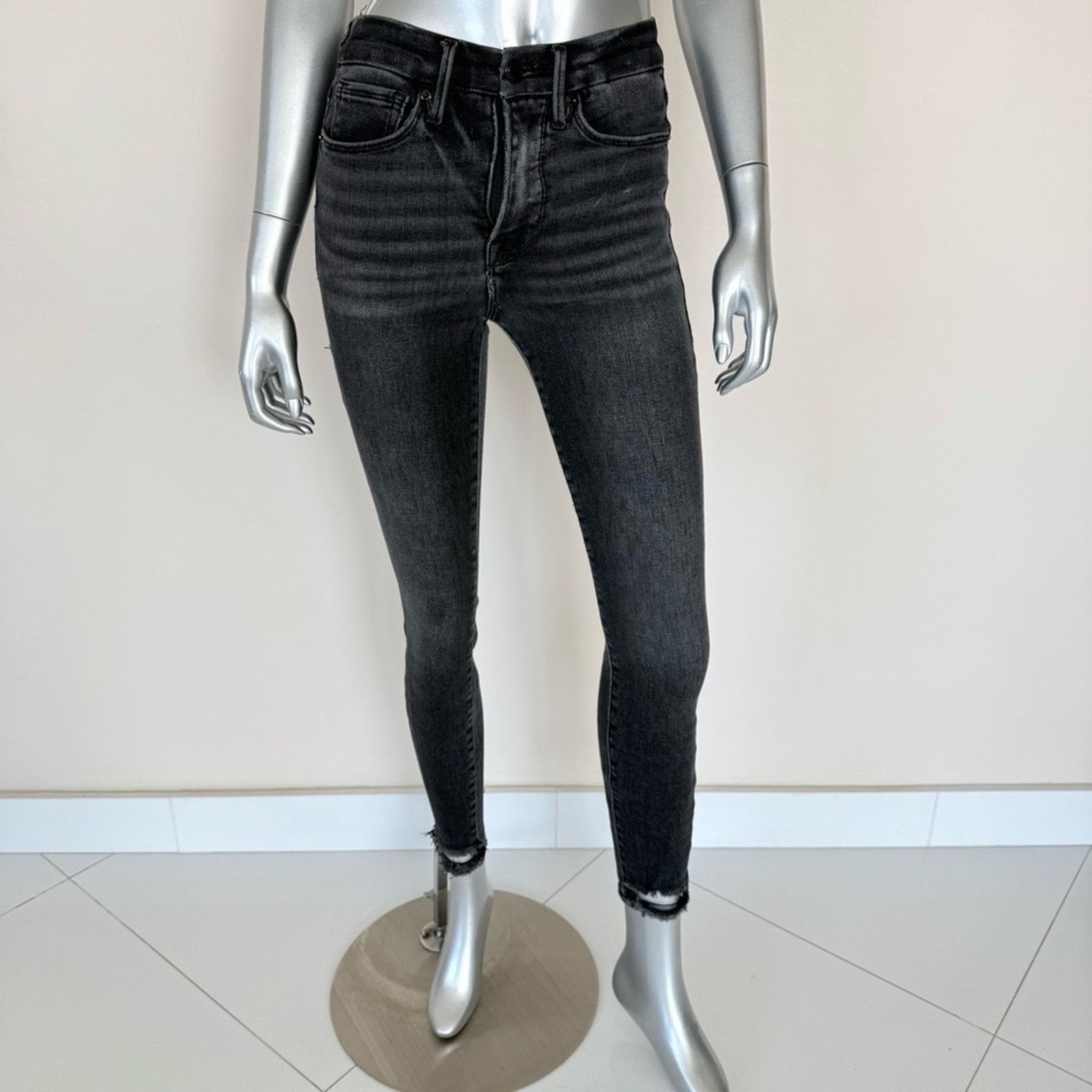 Good American Good American women skinny jeans size 25 US Size 25" / US 0 / IT 36 - 1 Thumbnail