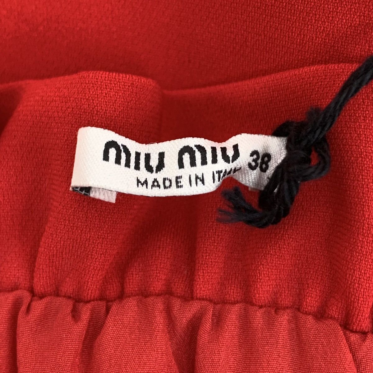 Miu Miu Miu Miu Red Bow Lace Design Casual Mini Skirt K26WX Size 26" / US 2 / IT 38 - 5 Thumbnail