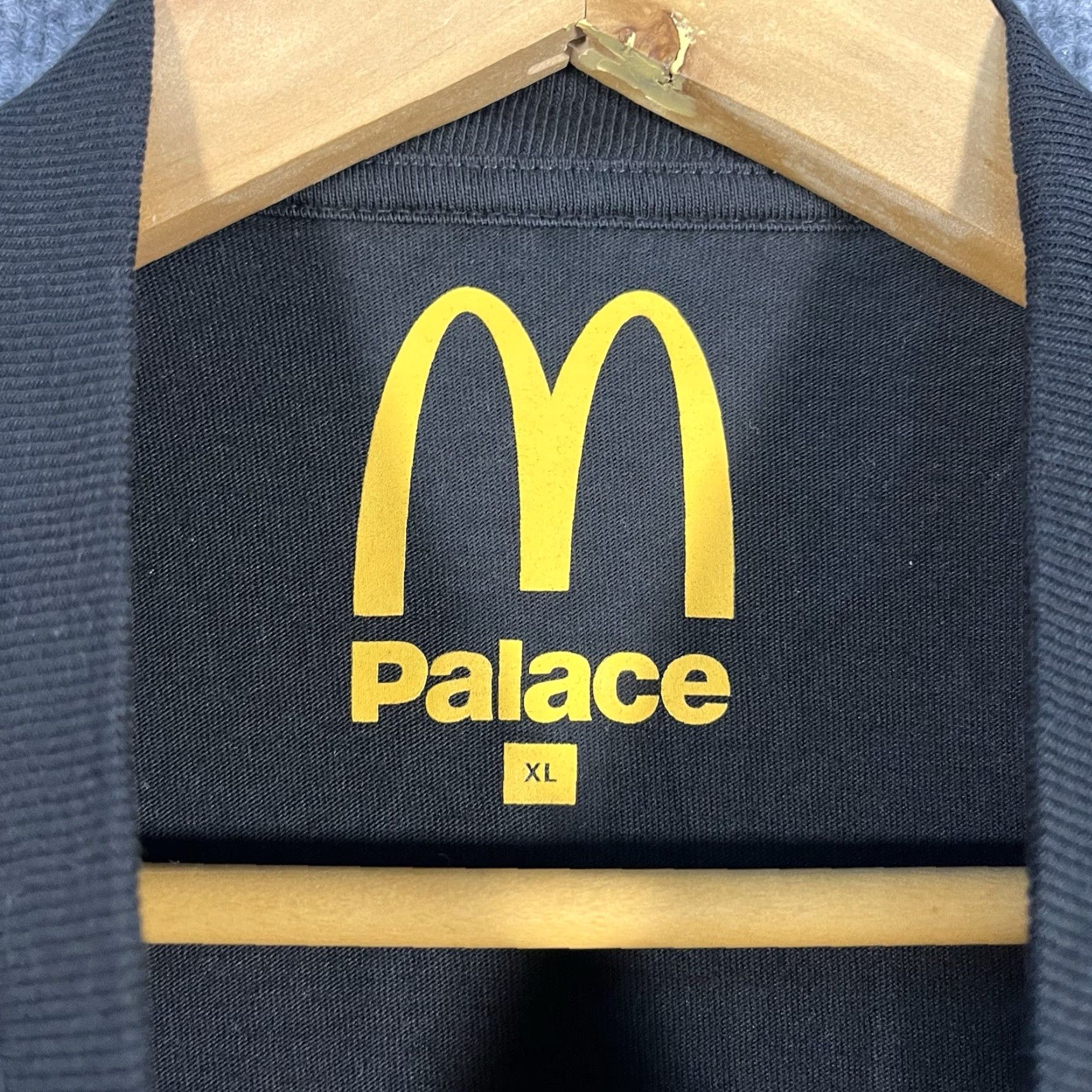 Palace Palace McDonald's Shirt Mens XL Black Collab Tee Graphic Logo Crew Neck Short Sleeve Limited Edition Size US XL / EU 56 / 4 - 3 Thumbnail