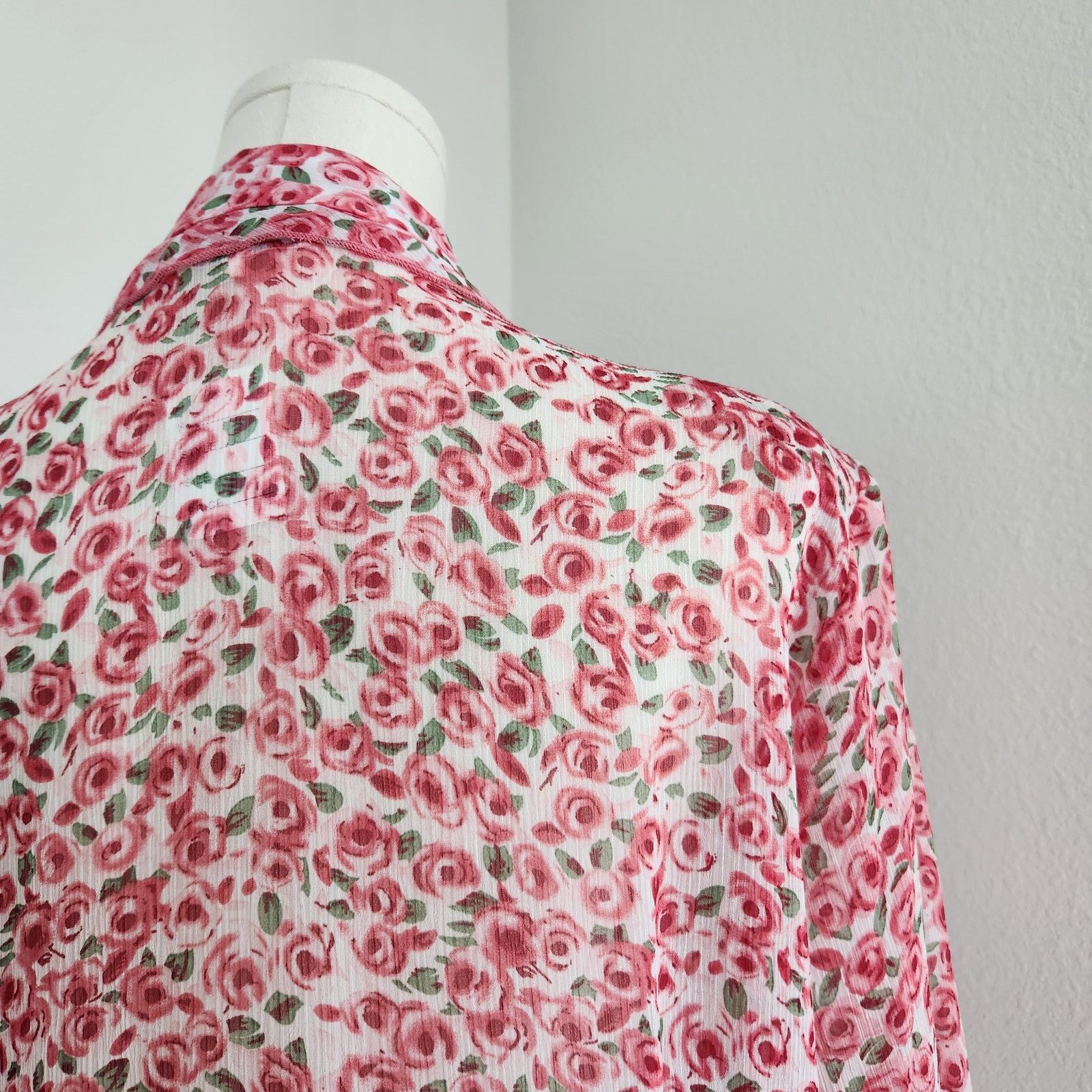 Vintage Vintage 80s Rose Print Sheer Button Down Blouse EU 42 L Size L / US 10 / IT 46 - 8 Thumbnail