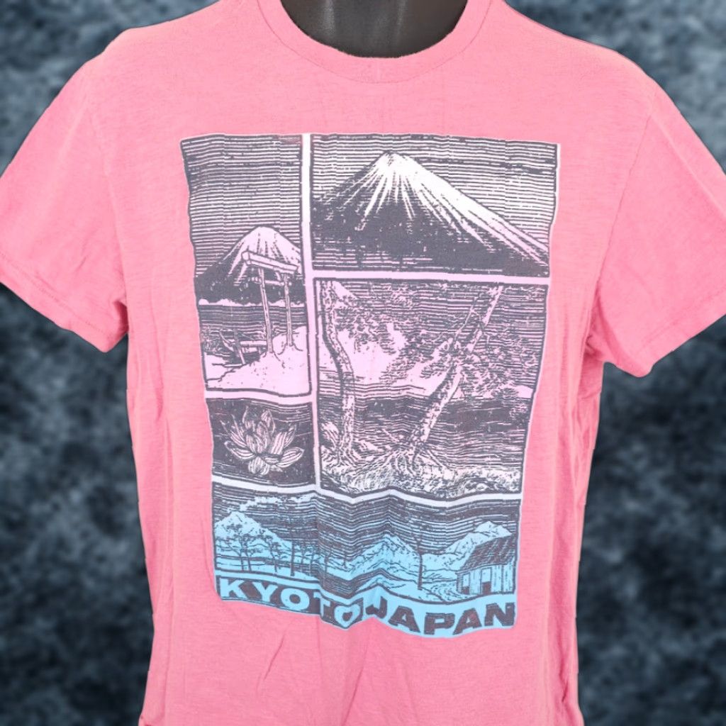 Vintage Free State Kyoto Japan T Shirt Mens Size Medium Pink Mount Fuji Travel Destination Tee Size US M / EU 48-50 / 2 - 1 Thumbnail