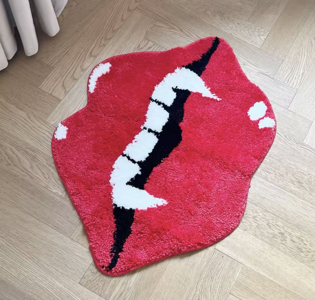 Japanese Brand Sexy Red Lip Tufted Rug Size ONE SIZE - 2 Thumbnail