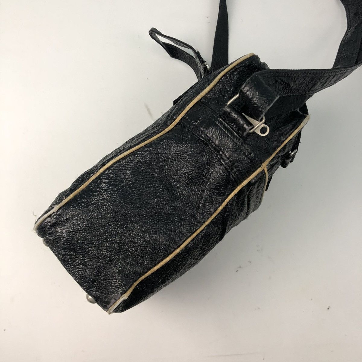 Tsumori Chisato ‼️YES‼️ TSUMORI CHISATO CARRY CROSSBODY SLING BAG Size ONE SIZE - 5 Thumbnail
