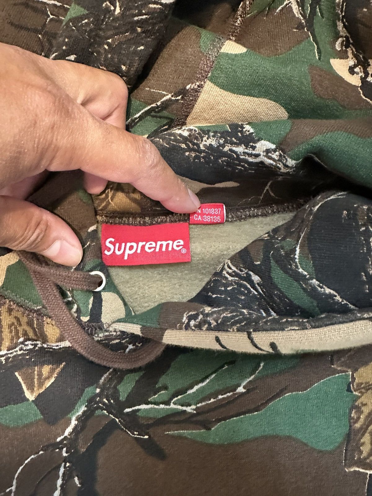 Supreme Supreme leaf camo hoodie size large Size US L / EU 52-54 / 3 - 3 Thumbnail