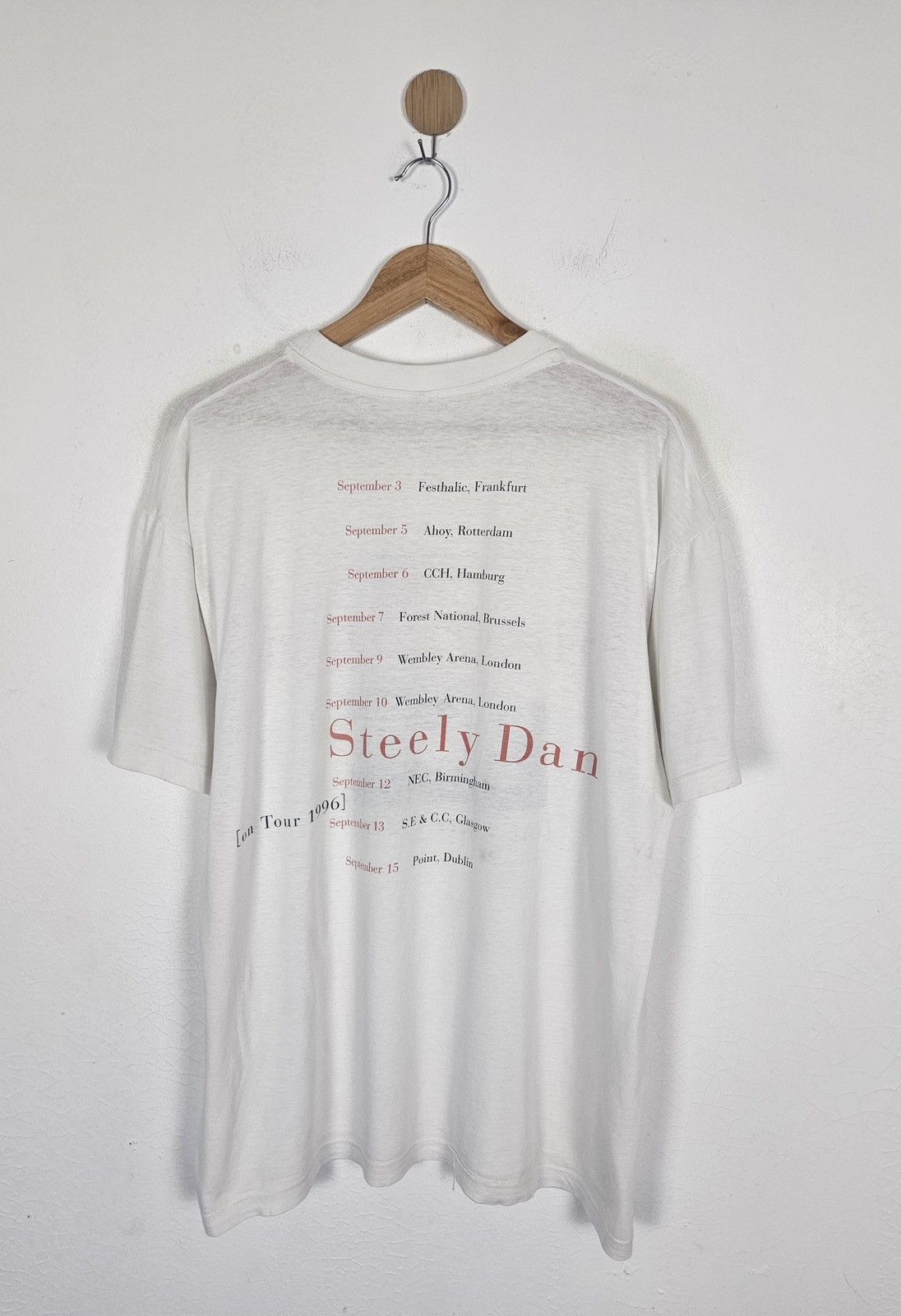 Vintage Vintage Steely Dan Tour 1996 photo tee shirt Size US XL / EU 56 / 4 - 2 Thumbnail