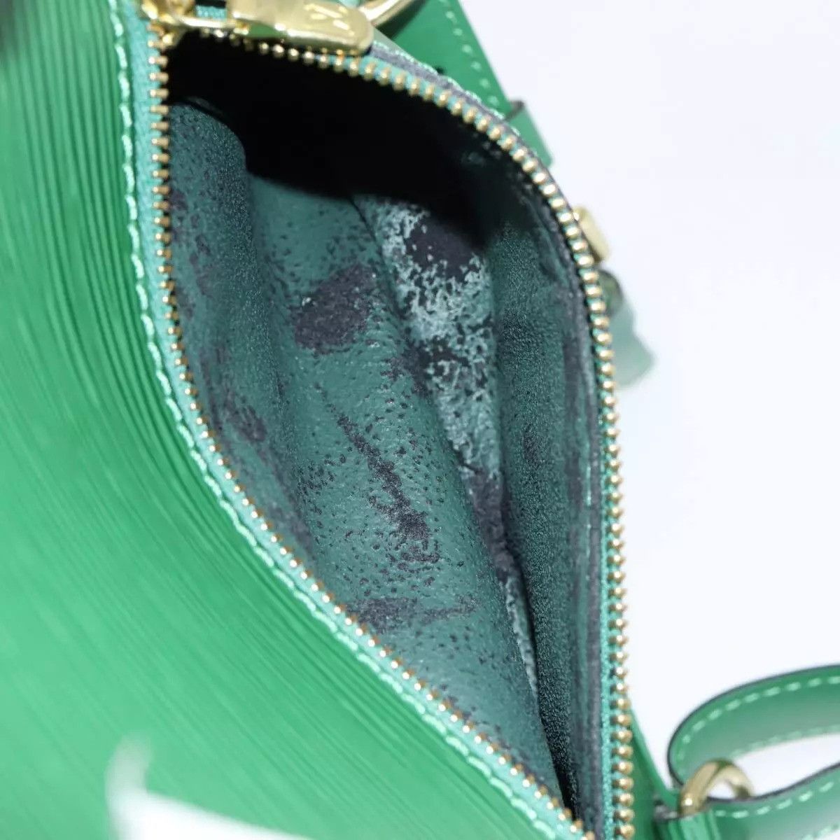 Louis Vuitton LOUIS VUITTON Epi Mabillon Backpack Green Size ONE SIZE - 11 Thumbnail