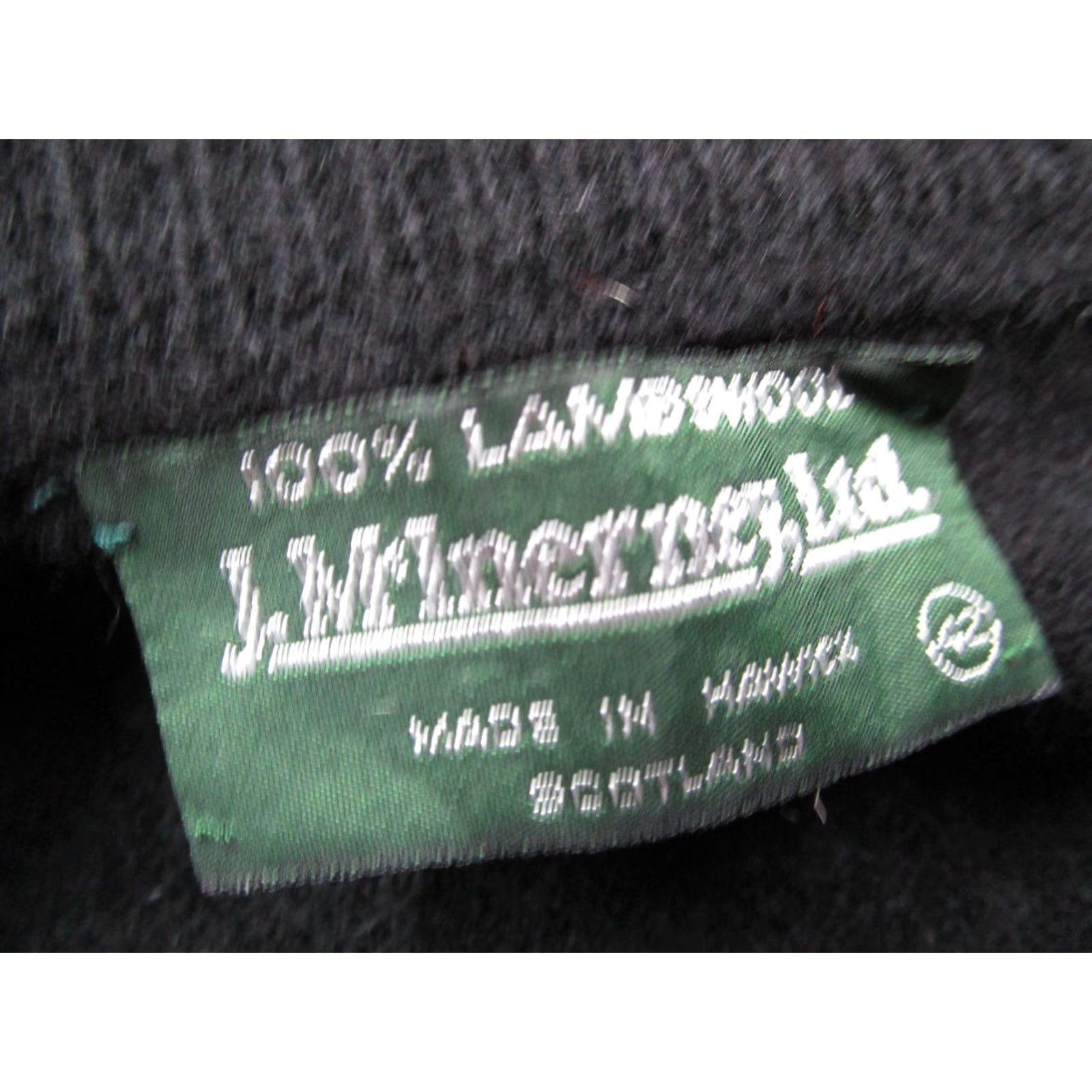 Vintage Vintage J McInerney Ltd. Men’s Black V Neck Long Sleeve Pullover Knit Sweater Argyle Wool Lambswool 42 L Size US L / EU 52-54 / 3 - 2 Thumbnail