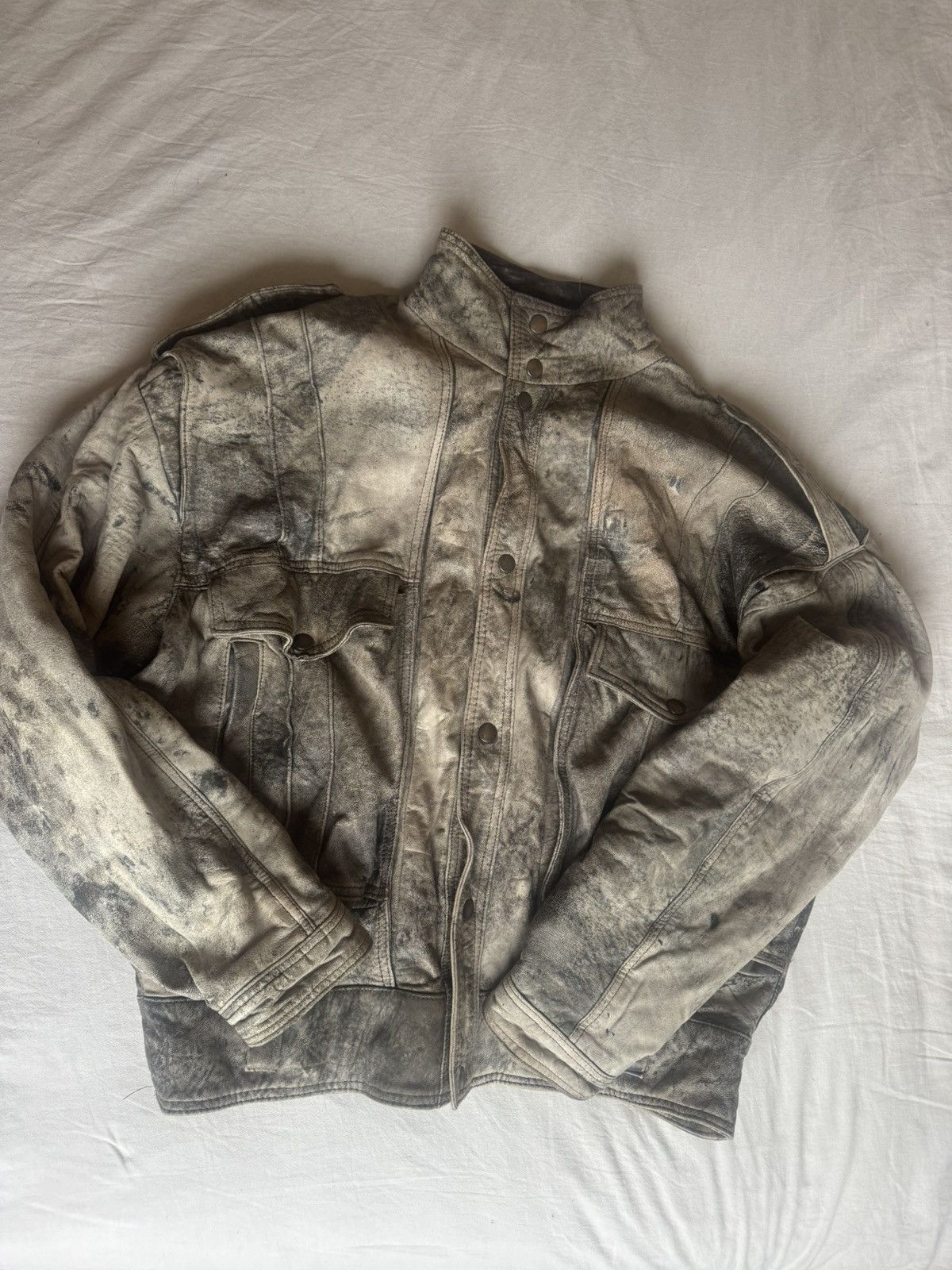 Vintage Oversized khakim military leather bomber jacket size M-L Size US L / EU 52-54 / 3 - 5 Thumbnail
