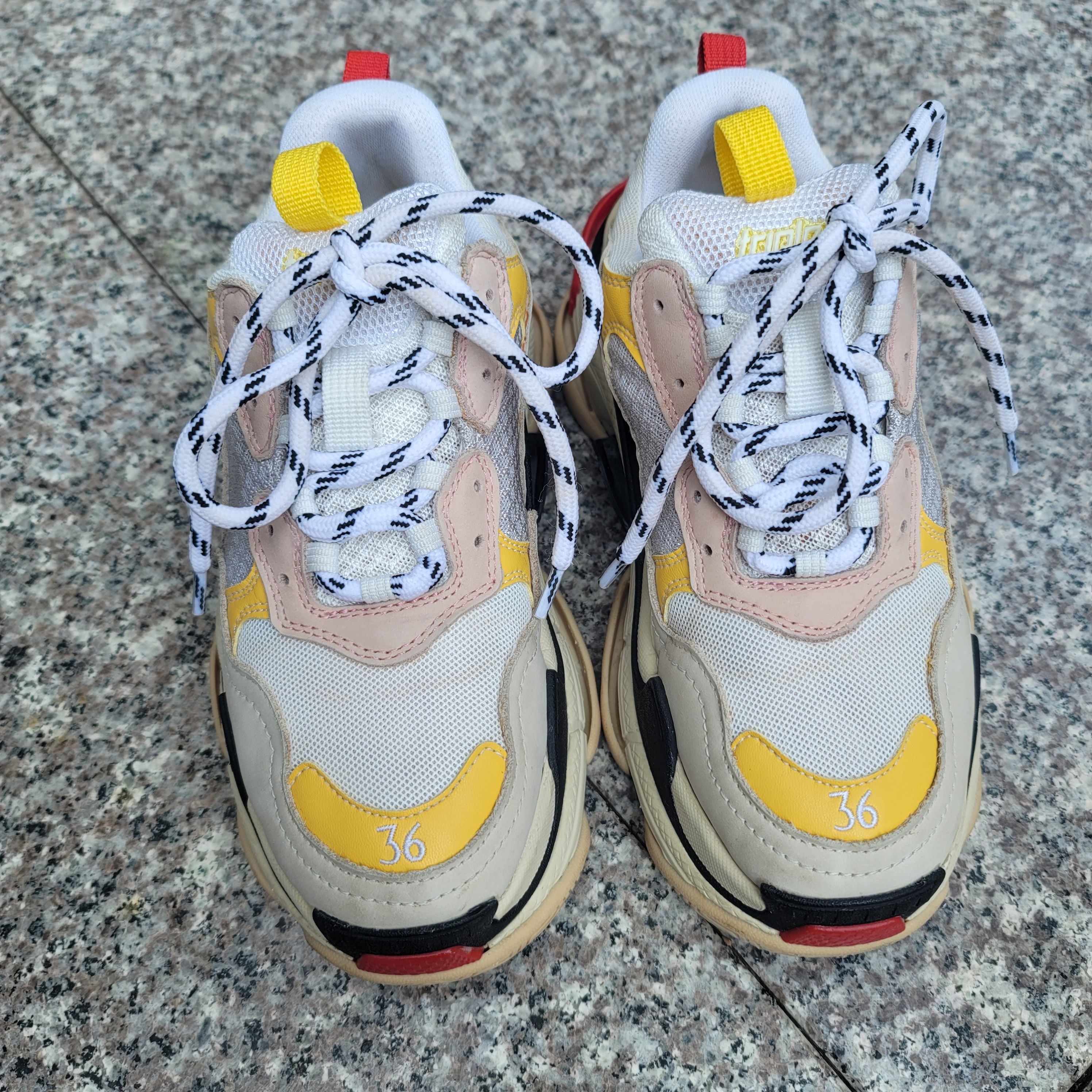 Balenciaga Balenciaga Triple S shoes Size US 6 / IT 36 - 8 Thumbnail