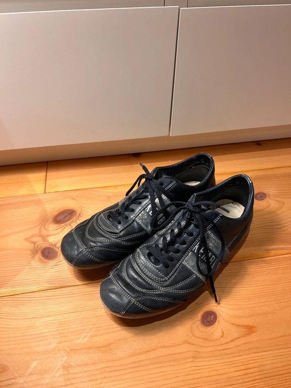 Dirk Bikkembergs Black Leather Trainers Soccer Shoes Football Sneakers y2k Size US 6 / EU 39 - 2 Thumbnail
